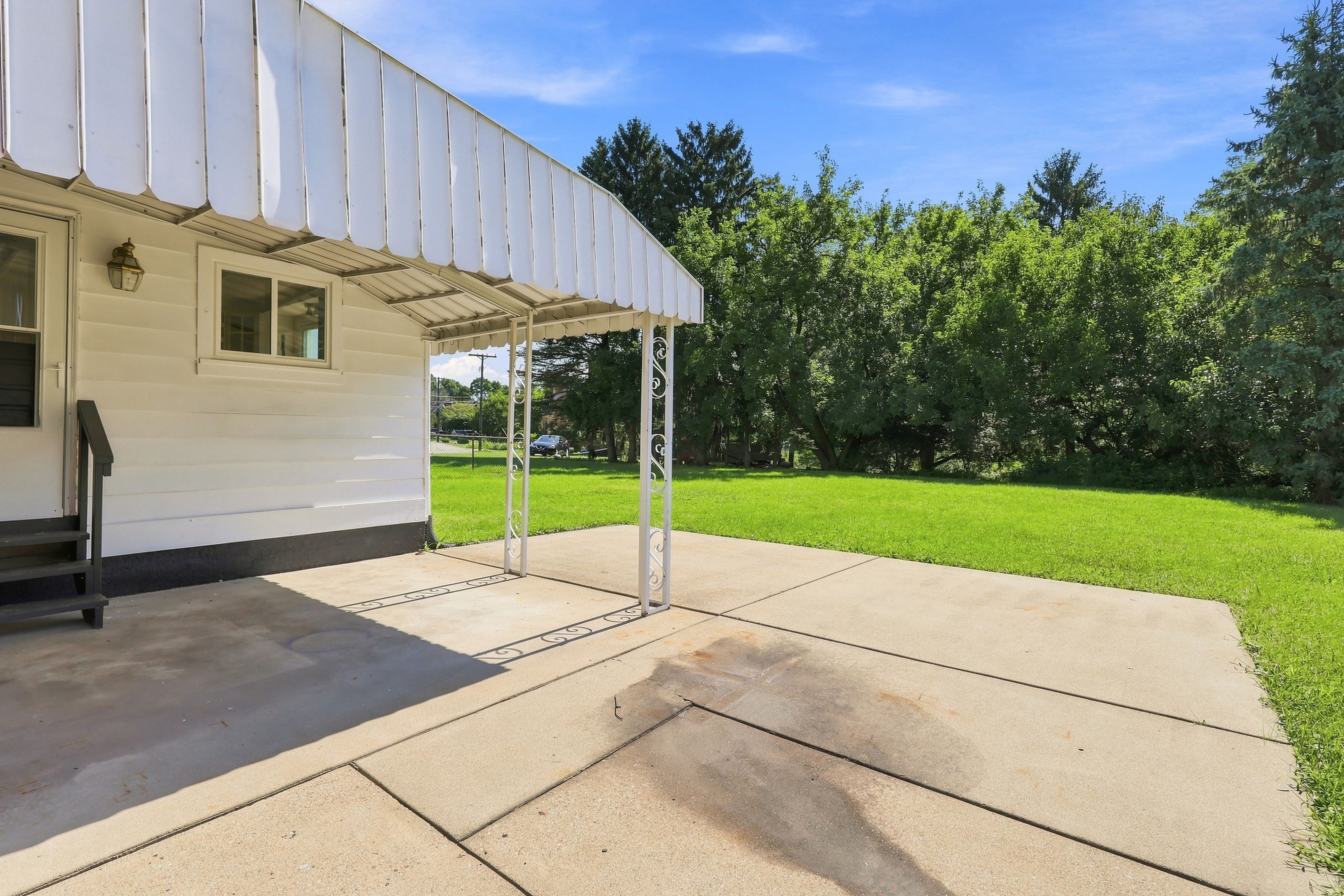  705 Greenlee Road, Whitehall, PA 15227 - 物件實景