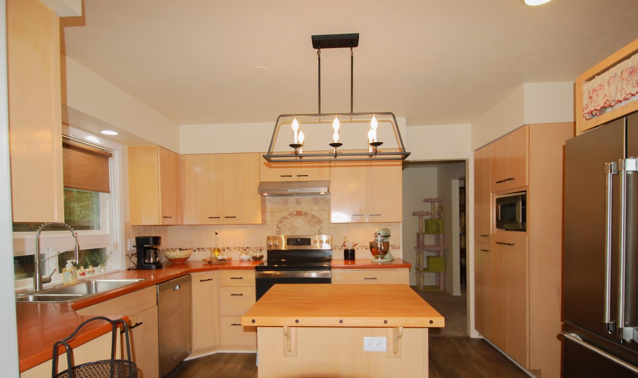 Spokane, Washington, 99203, United States, 3 Bedrooms Bedrooms, ,4 BathroomsBathrooms,Residential,For Sale,2000418