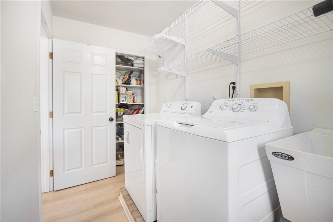 Franklin Park, Pennsylvania, 15090, United States, 4 Bedrooms Bedrooms, ,3 BathroomsBathrooms,Residential,For Sale,1987984