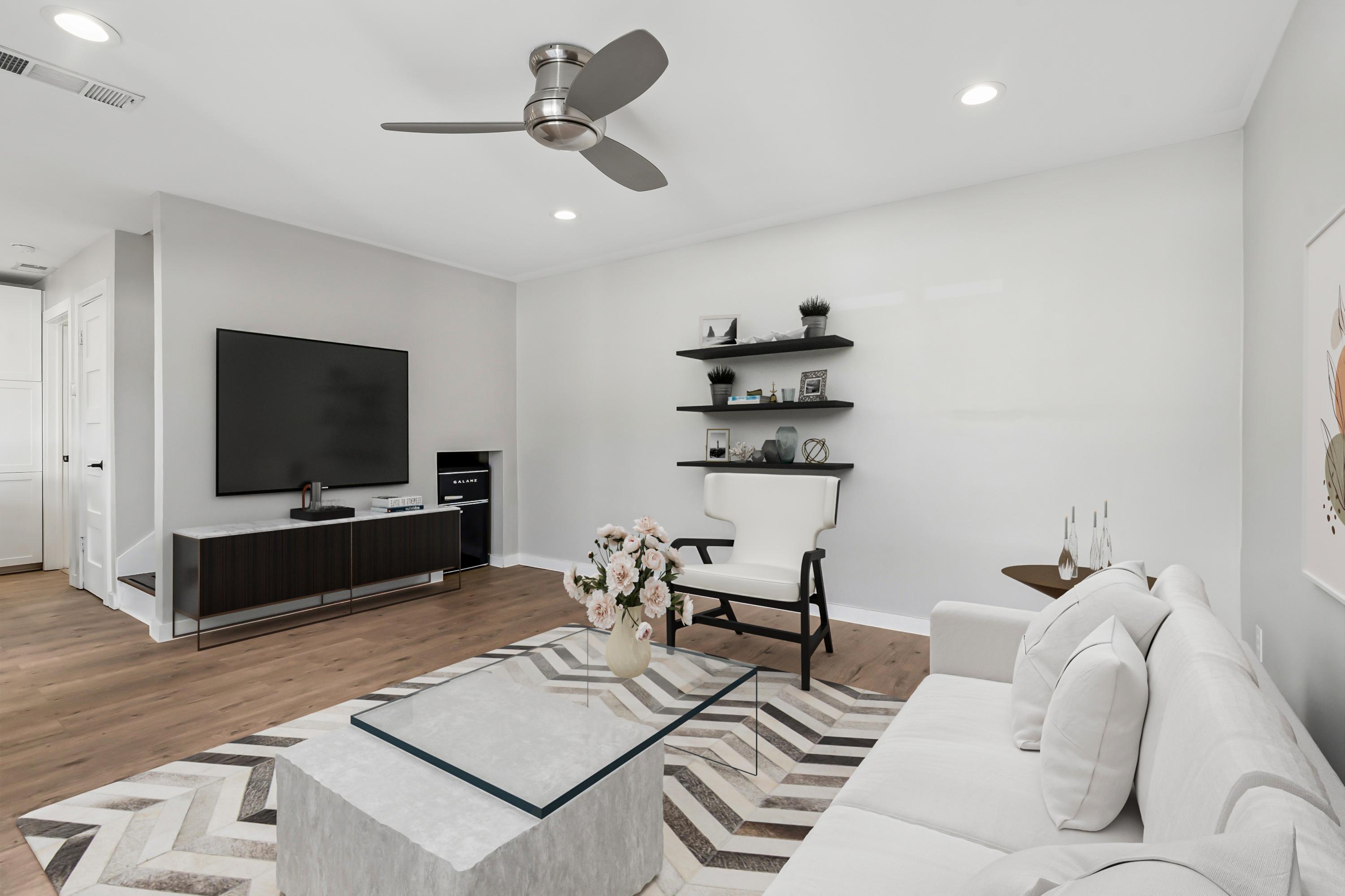  Katy Trail Condo Fully Remodeled with Private Turf Patio - 物件實景