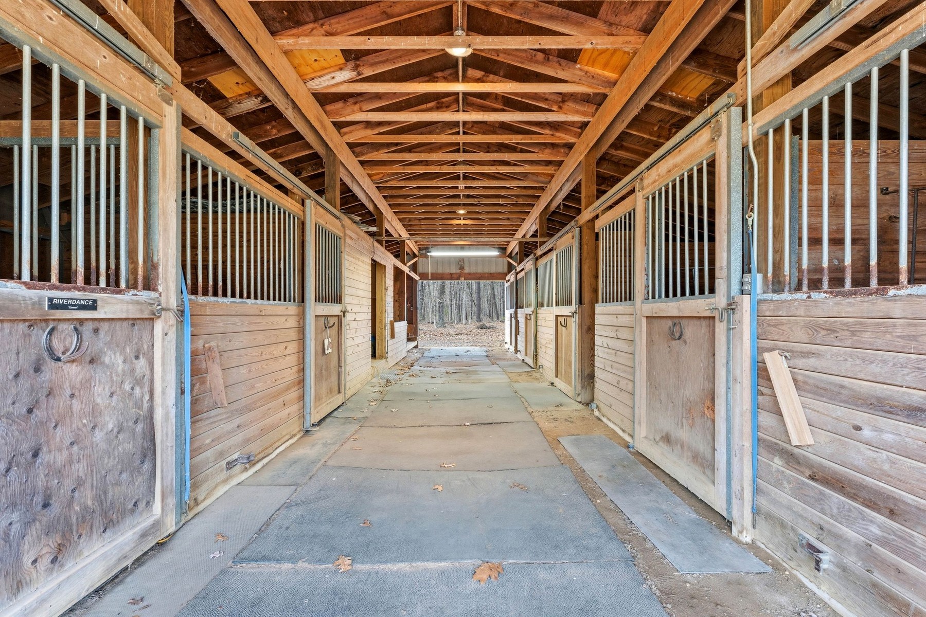  6311 Pine St - 物件實景