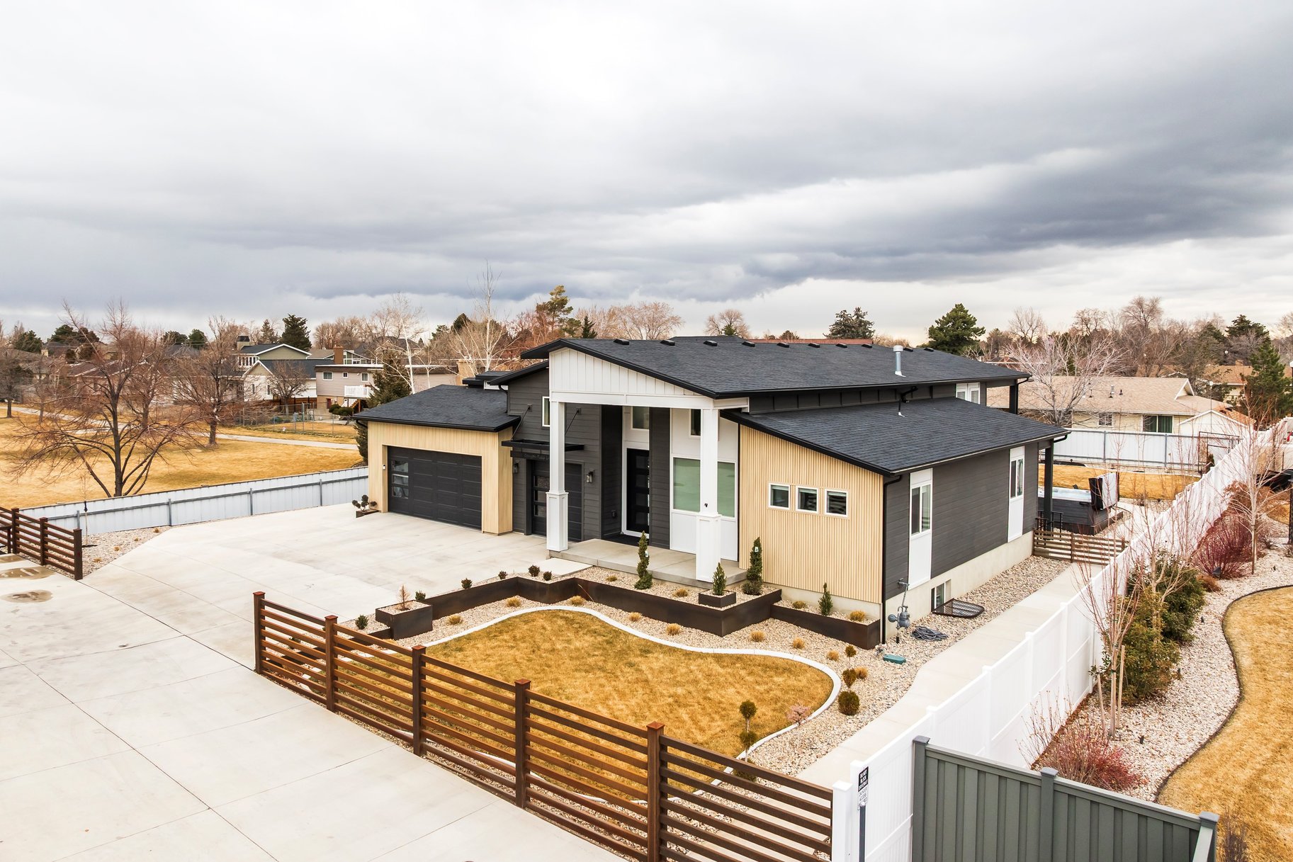  Luxury Inside and Out with Mountain Views - 物件實景