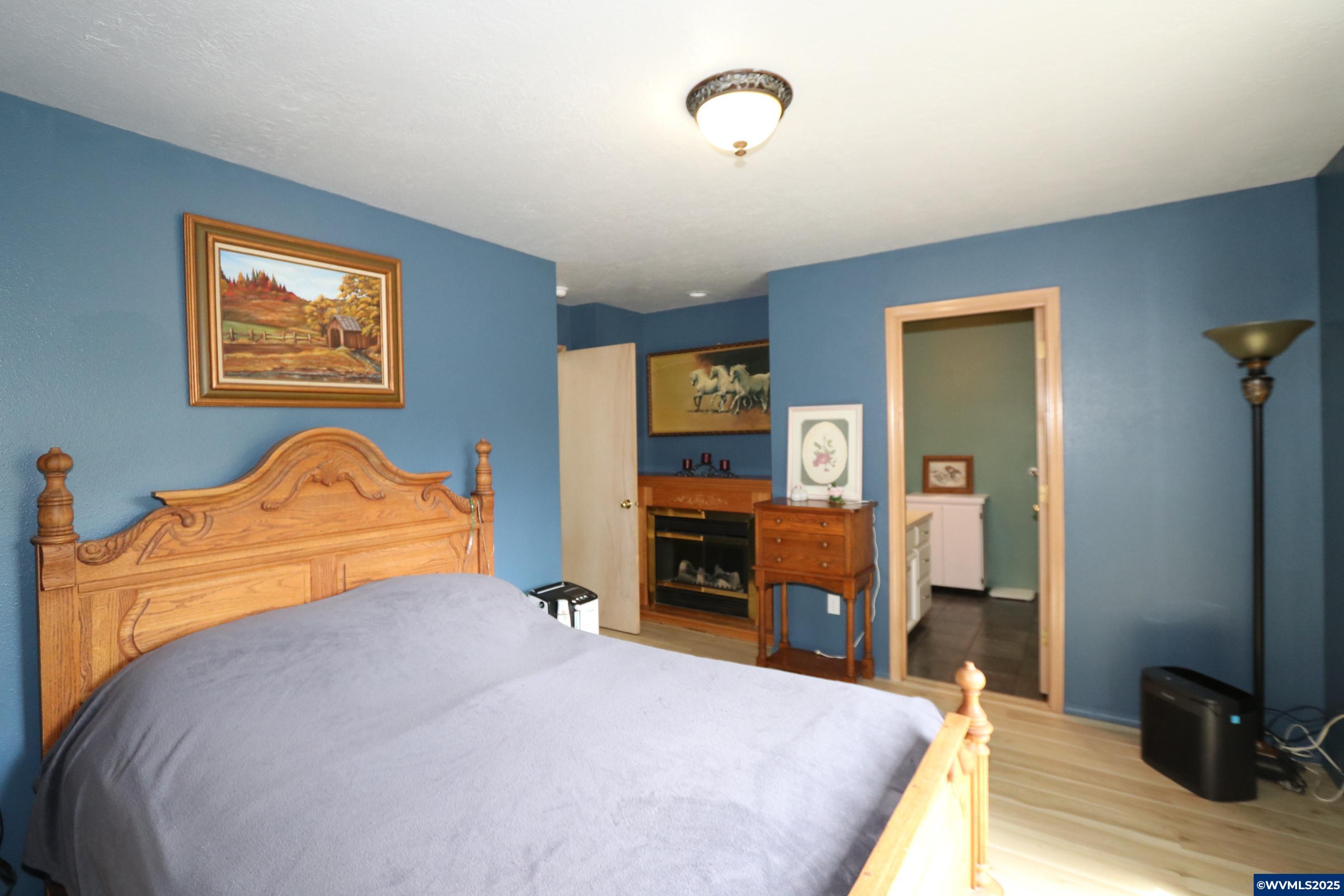 Falls City, Oregon, 97344, United States, 3 Bedrooms Bedrooms, ,2 BathroomsBathrooms,Residential,For Sale,1875170
