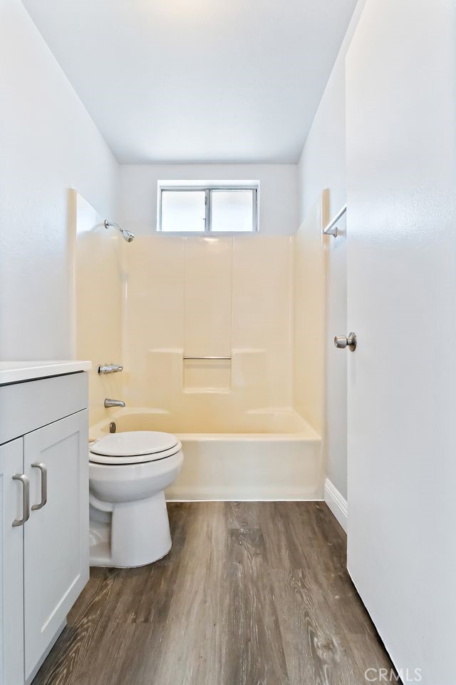 Los Angeles, California, 90002, United States, 3 Bedrooms Bedrooms, ,Residential,For Sale,1944893