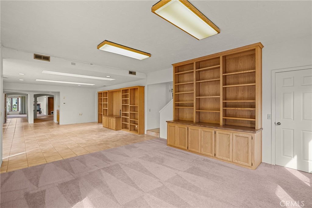 Santa Maria, California, 93454, United States, 5 Bedrooms Bedrooms, ,3 BathroomsBathrooms,Residential,For Sale,2032252
