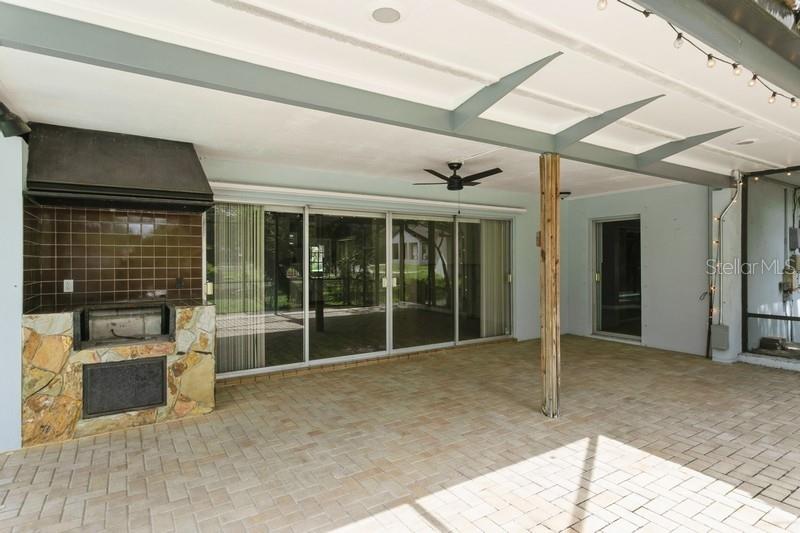 Dunedin, Florida, 34698, United States, 3 Bedrooms Bedrooms, ,2 BathroomsBathrooms,Residential,For Sale,1857306