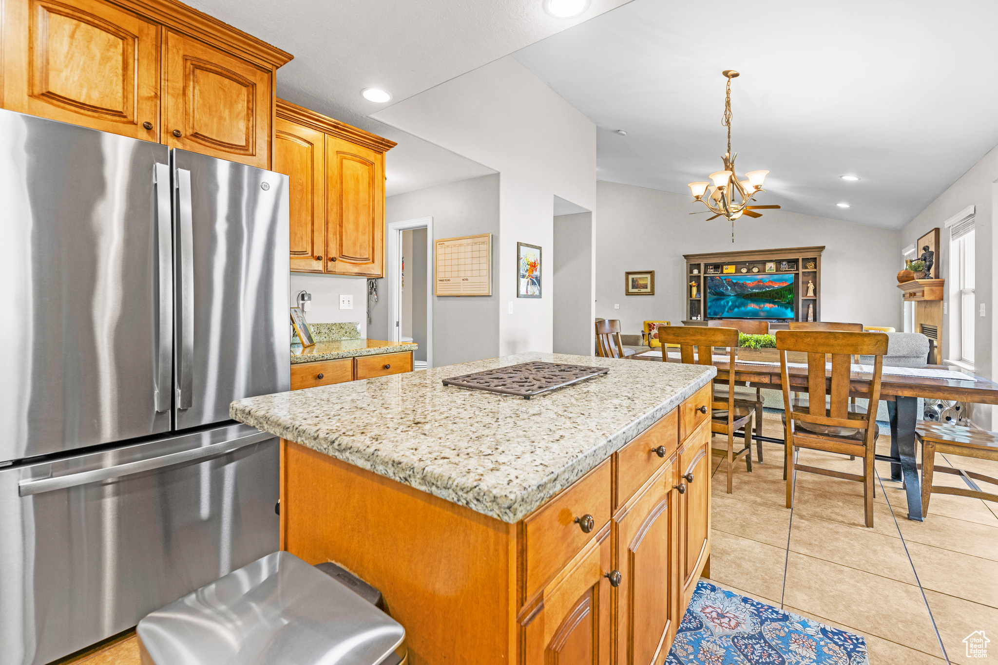 Layton, Utah, 84041, United States, 6 Bedrooms Bedrooms, ,3 BathroomsBathrooms,Residential,For Sale,1795196