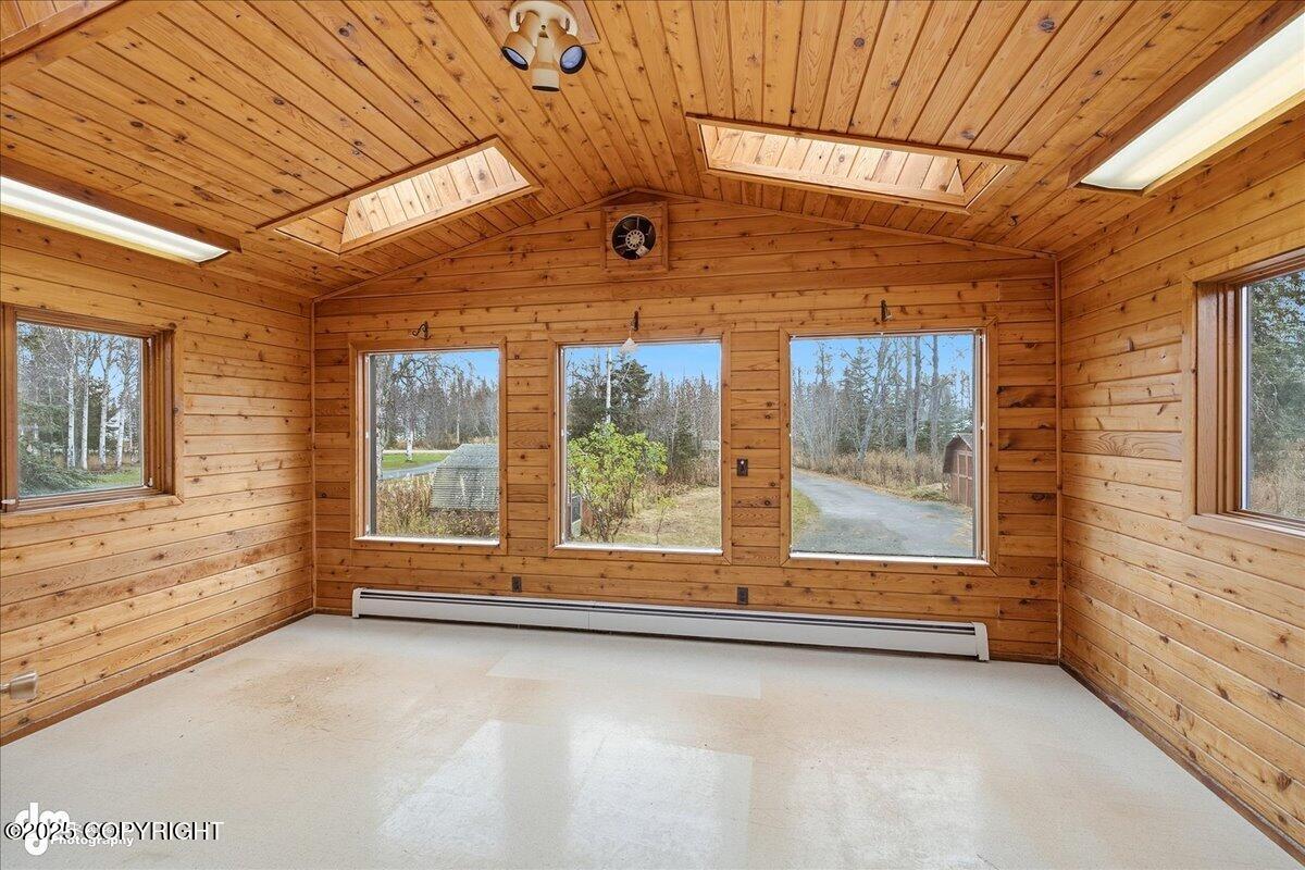 Kenai, Alaska, 99611, United States, 4 Bedrooms Bedrooms, ,3 BathroomsBathrooms,Residential,For Sale,1980386