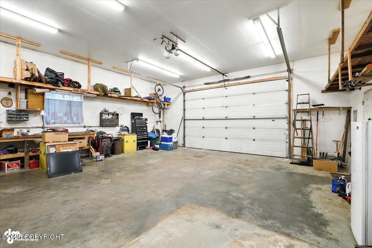 Wasilla, Alaska, 99654, United States, 5 Bedrooms Bedrooms, ,4 BathroomsBathrooms,Residential,For Sale,1974531