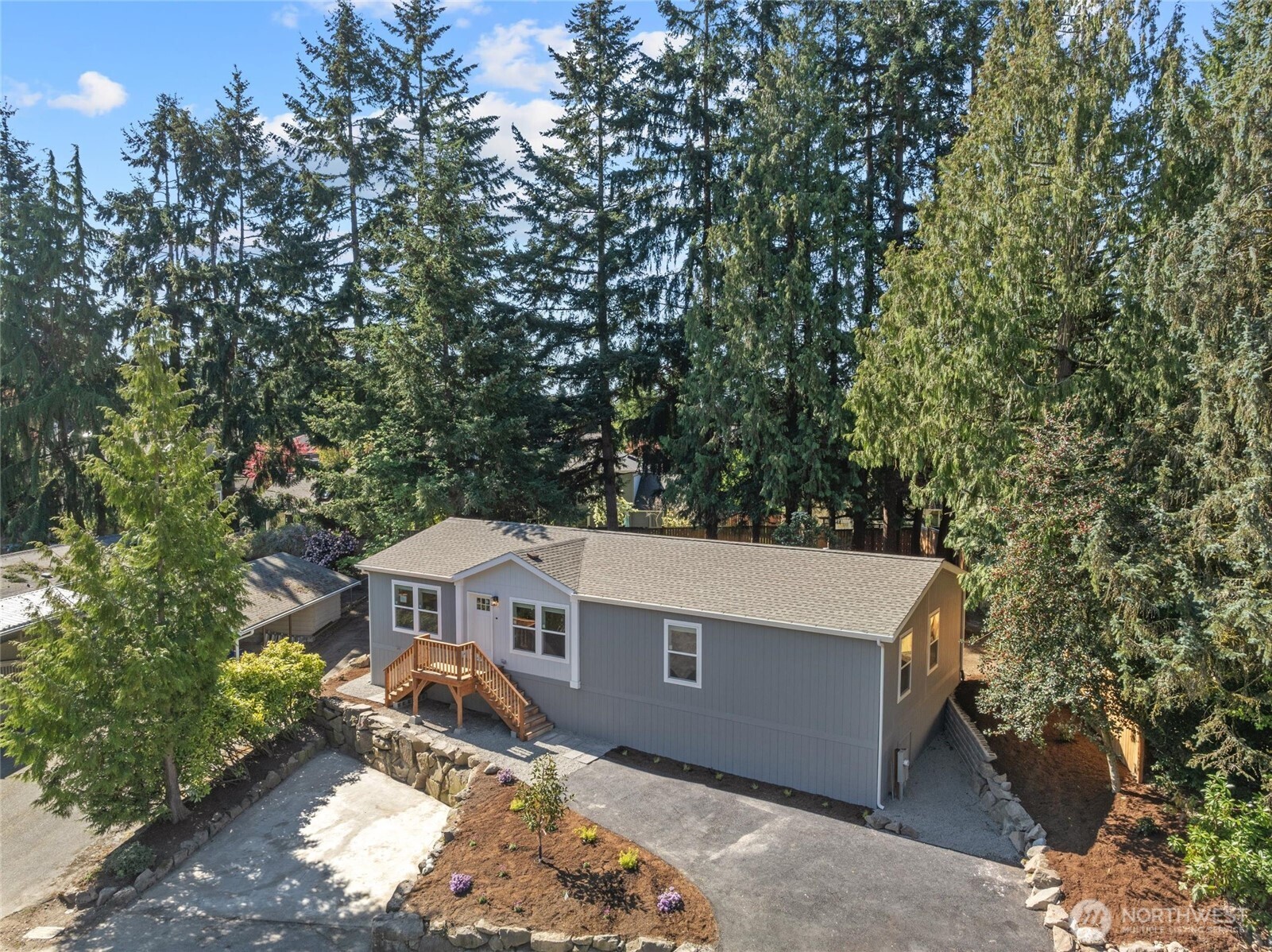 Bothell, Washington, 98012, United States, 2 Bedrooms Bedrooms, ,2 BathroomsBathrooms,Residential,For Sale,1777318