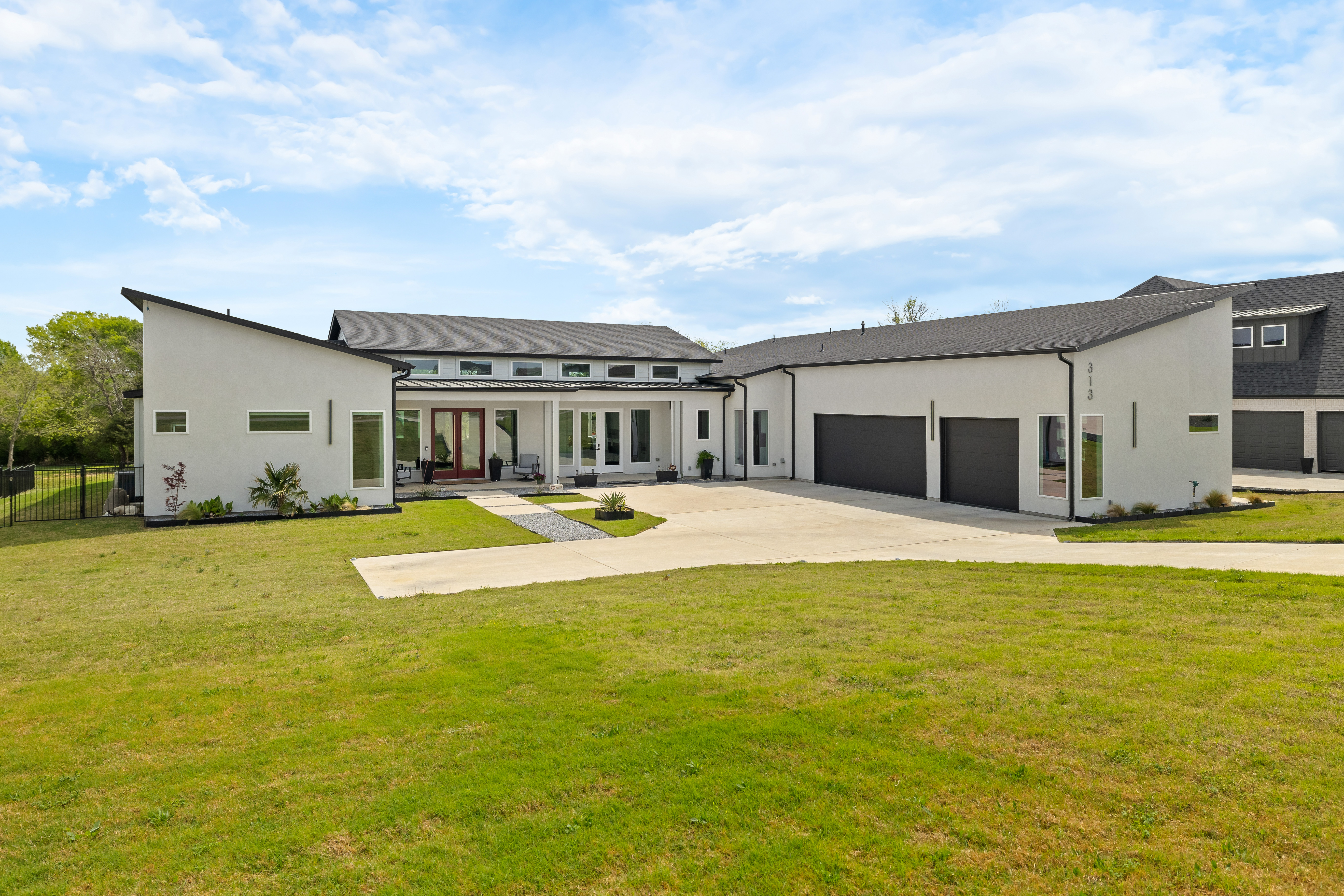  313 Ryker Lane, Gunter, TX, 75058 - 物件實景