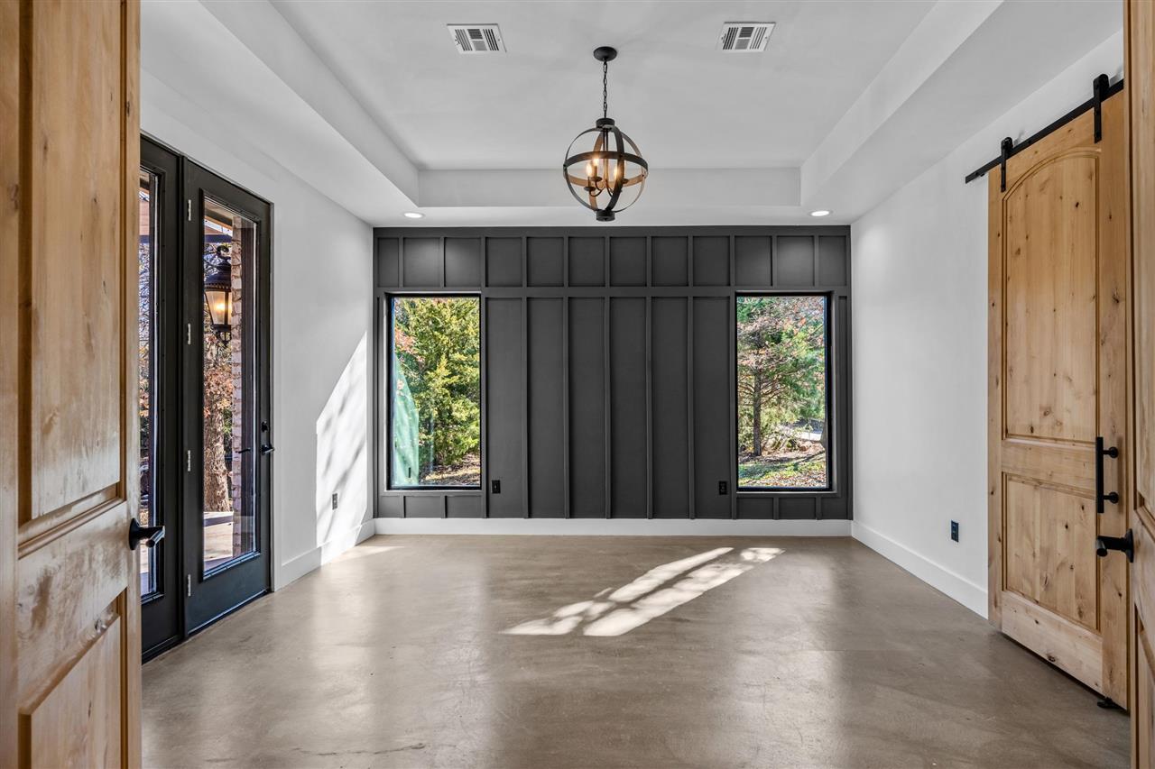 Elgin, Oklahoma, 73538, United States, 4 Bedrooms Bedrooms, ,1 BathroomBathrooms,Residential,For Sale,2000141