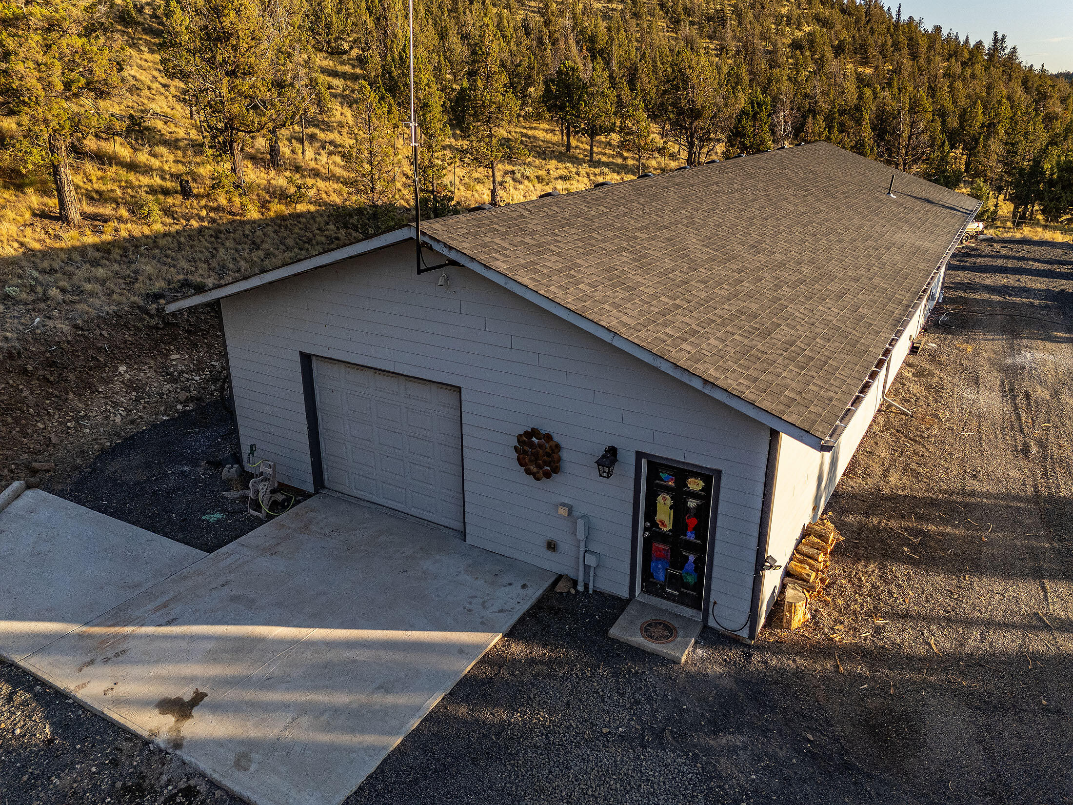 Prineville, Oregon, 97754, United States, 3 Bedrooms Bedrooms, ,2 BathroomsBathrooms,Residential,For Sale,1903608