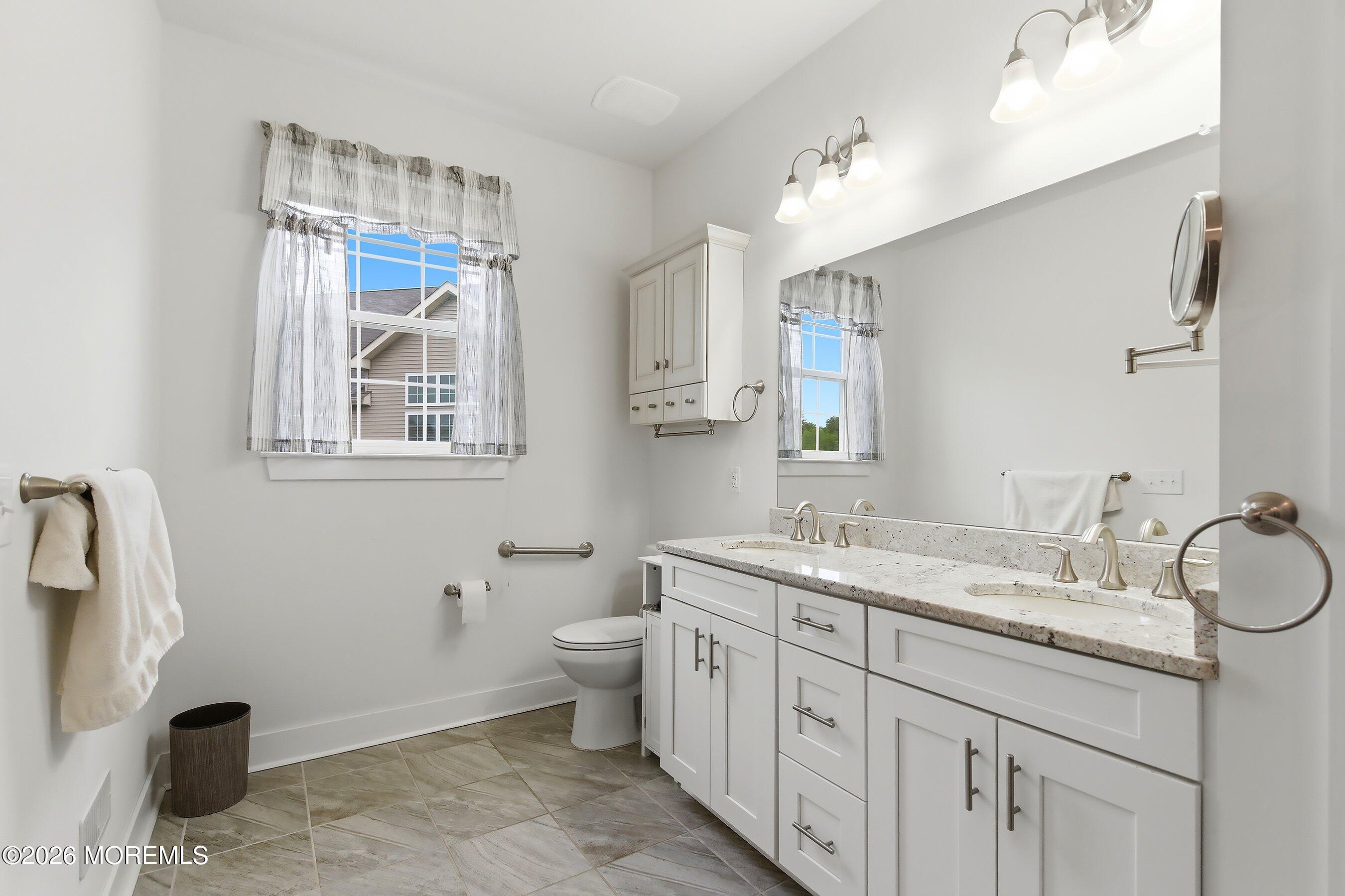 Whiting, New Jersey, 08759, United States, 3 Bedrooms Bedrooms, ,3 BathroomsBathrooms,Residential,For Sale,2048436