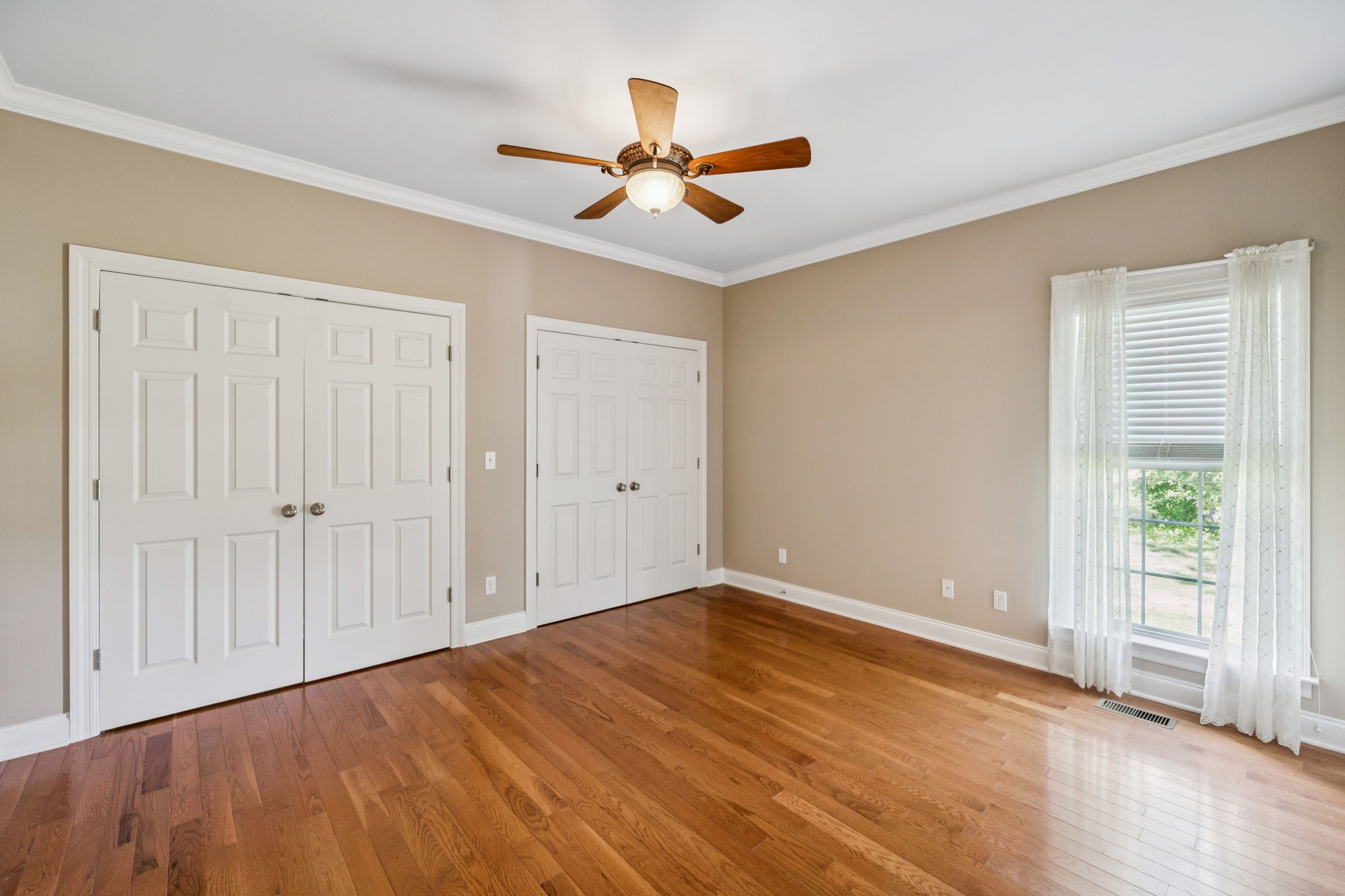 Manchester, Tennessee, 37355, United States, 4 Bedrooms Bedrooms, ,4 BathroomsBathrooms,Residential,For Sale,1937167