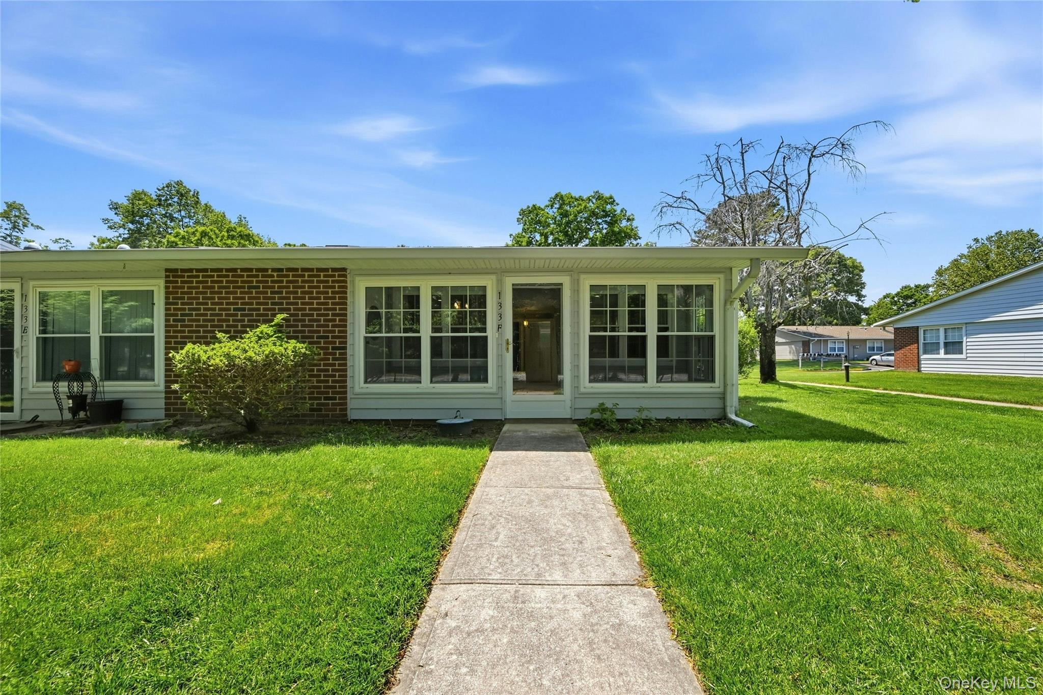  133 Eastbourne Court, Ridge, NY, 11961 - 物件實景
