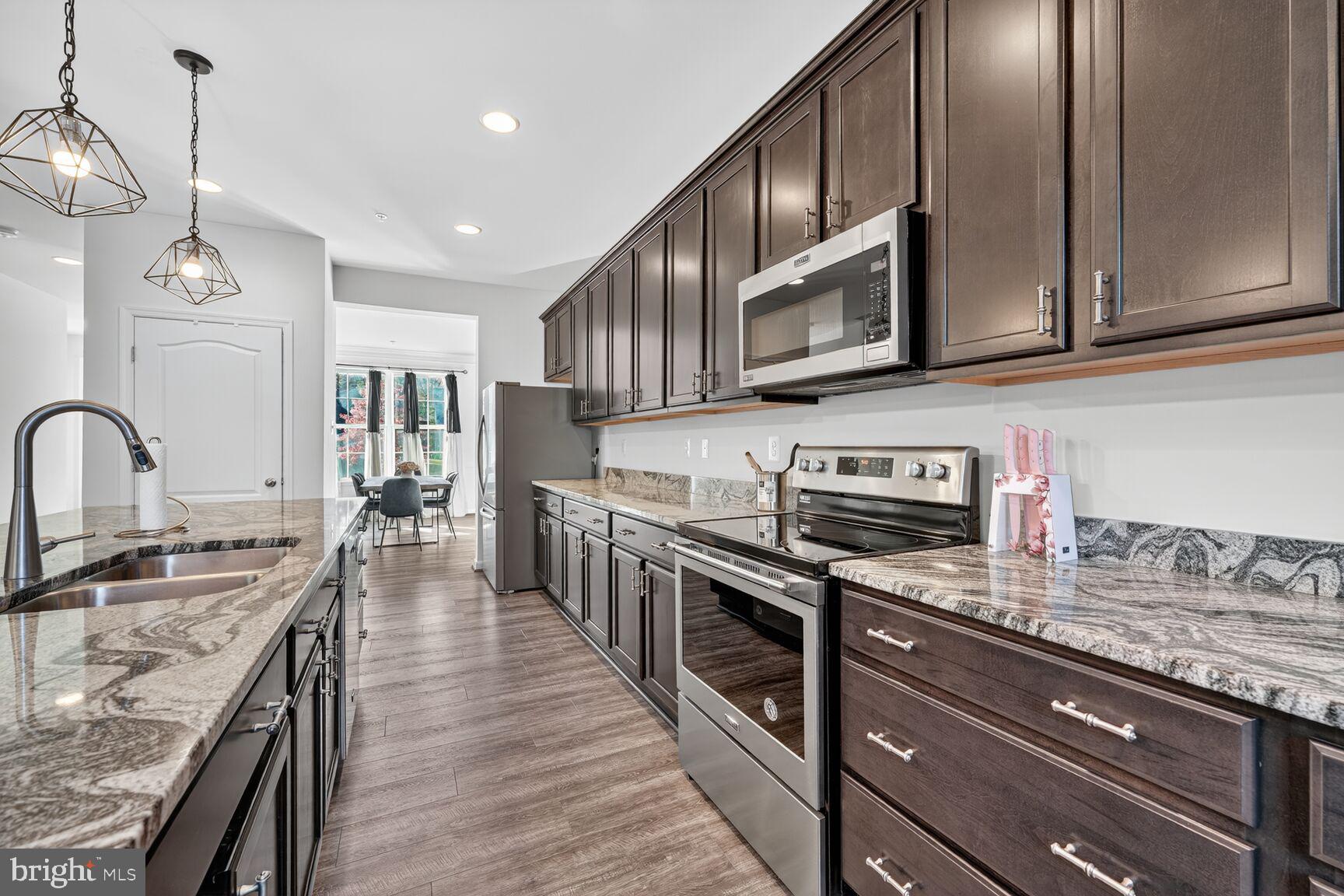 Accokeek, Maryland, 20607, United States, 5 Bedrooms Bedrooms, ,4 BathroomsBathrooms,Residential,For Sale,2005401