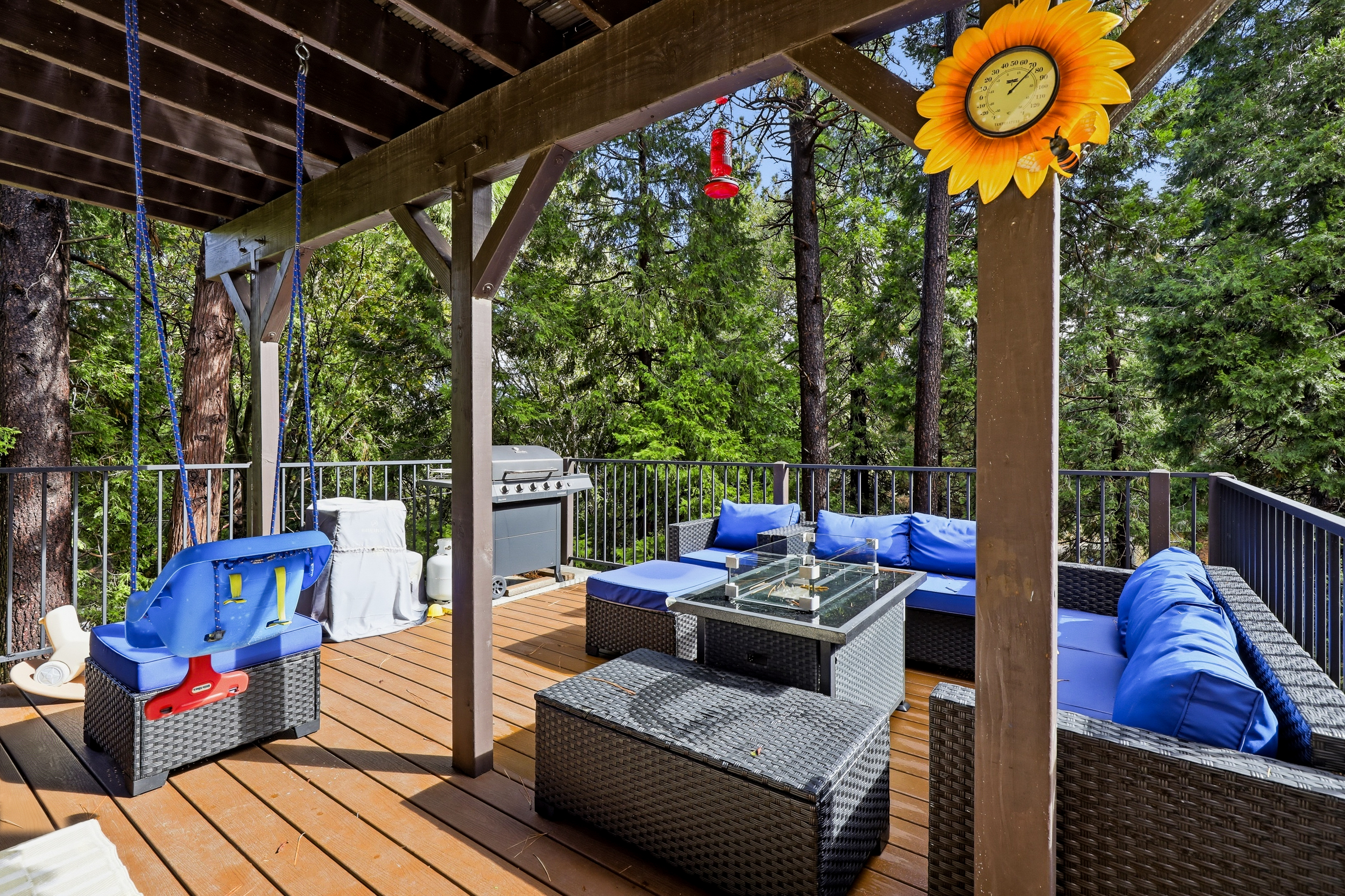  103 Pine Ridge Road, Crestline, CA 92325 - 物件實景