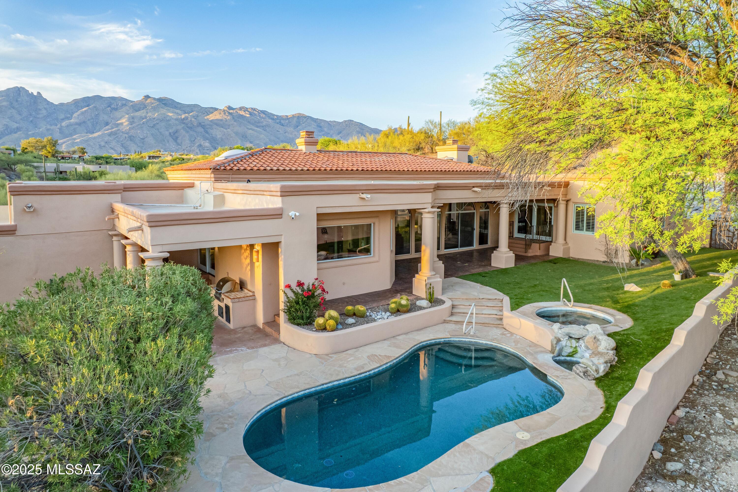 Tucson, Arizona, 85718, United States, 4 Bedrooms Bedrooms, ,4 BathroomsBathrooms,Residential,For Sale,1837380