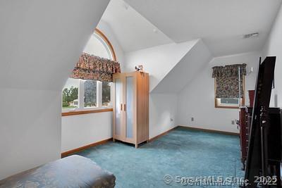 Wallingford, Connecticut, 06492, United States, 3 Bedrooms Bedrooms, ,3 BathroomsBathrooms,Residential,For Sale,1943624