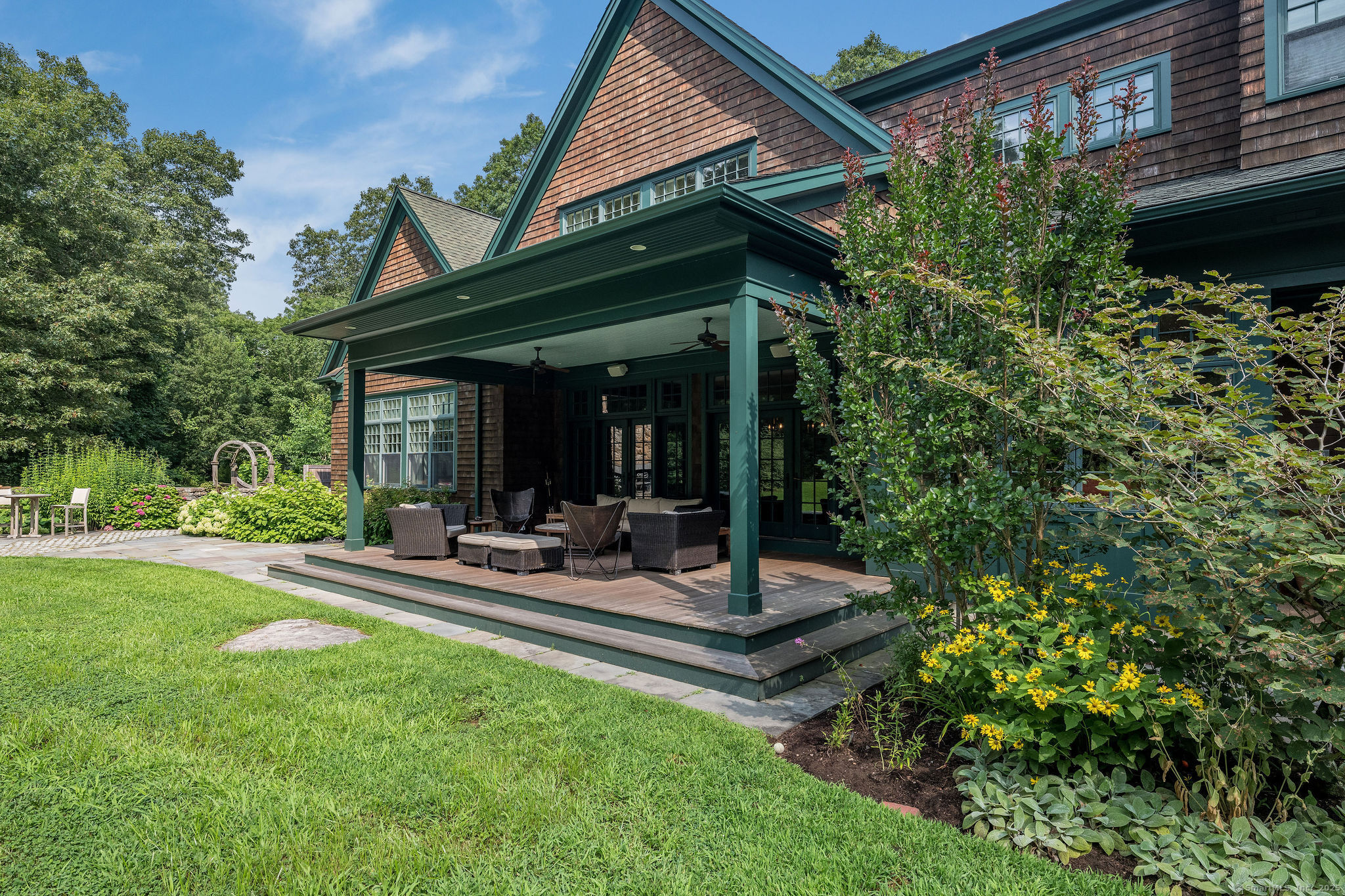 Guilford, Connecticut, 06437, United States, 5 Bedrooms Bedrooms, ,8 BathroomsBathrooms,Residential,For Sale,1903755