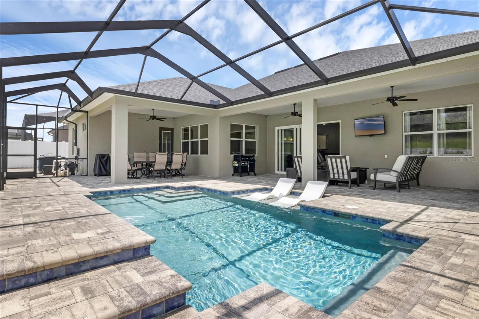 LAKELAND, Florida, 33813, United States, 5 Bedrooms Bedrooms, ,3 BathroomsBathrooms,Residential,For Sale,1937728