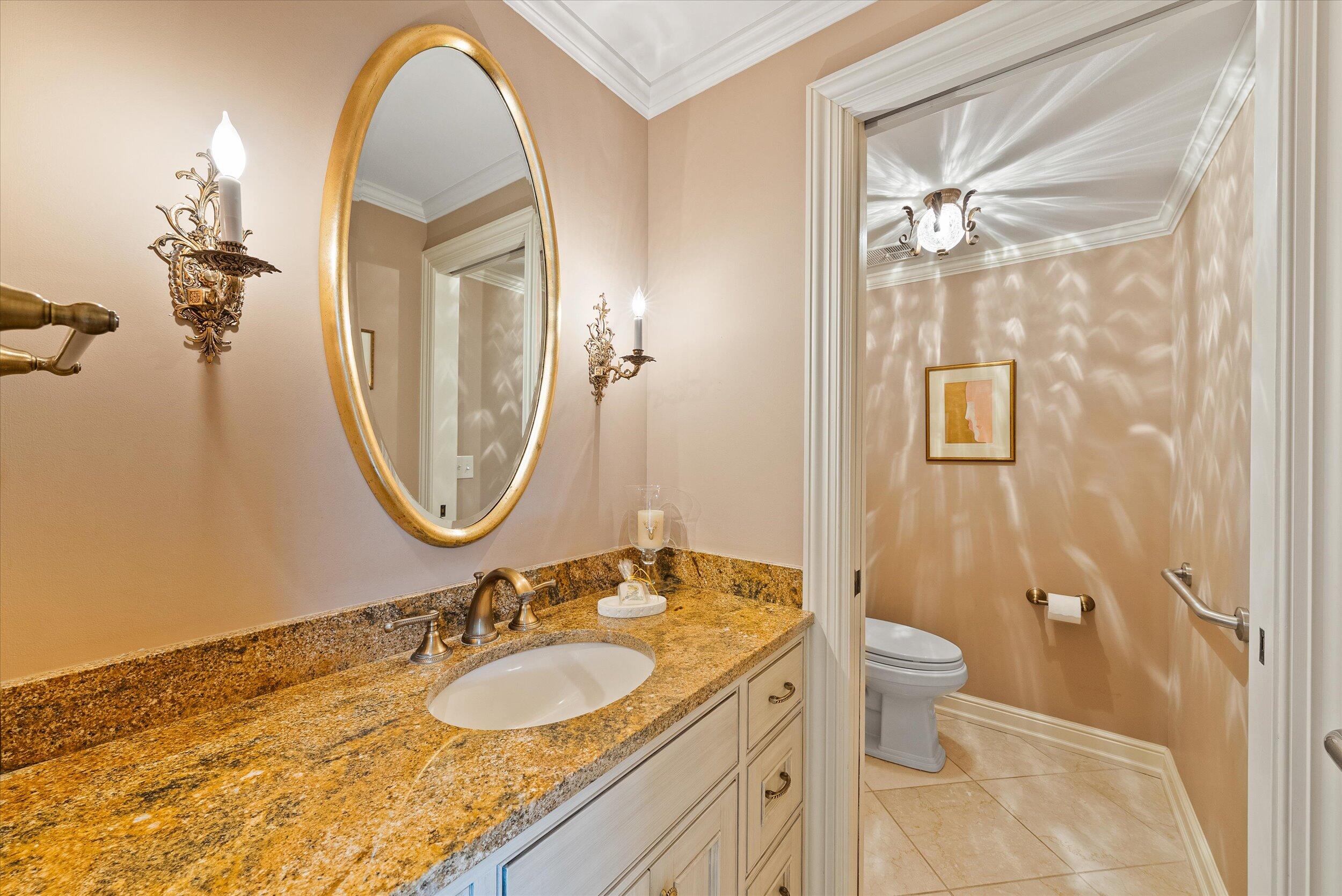 Mequon, Wisconsin, 53097, United States, 5 Bedrooms Bedrooms, ,5 BathroomsBathrooms,Residential,For Sale,1907648
