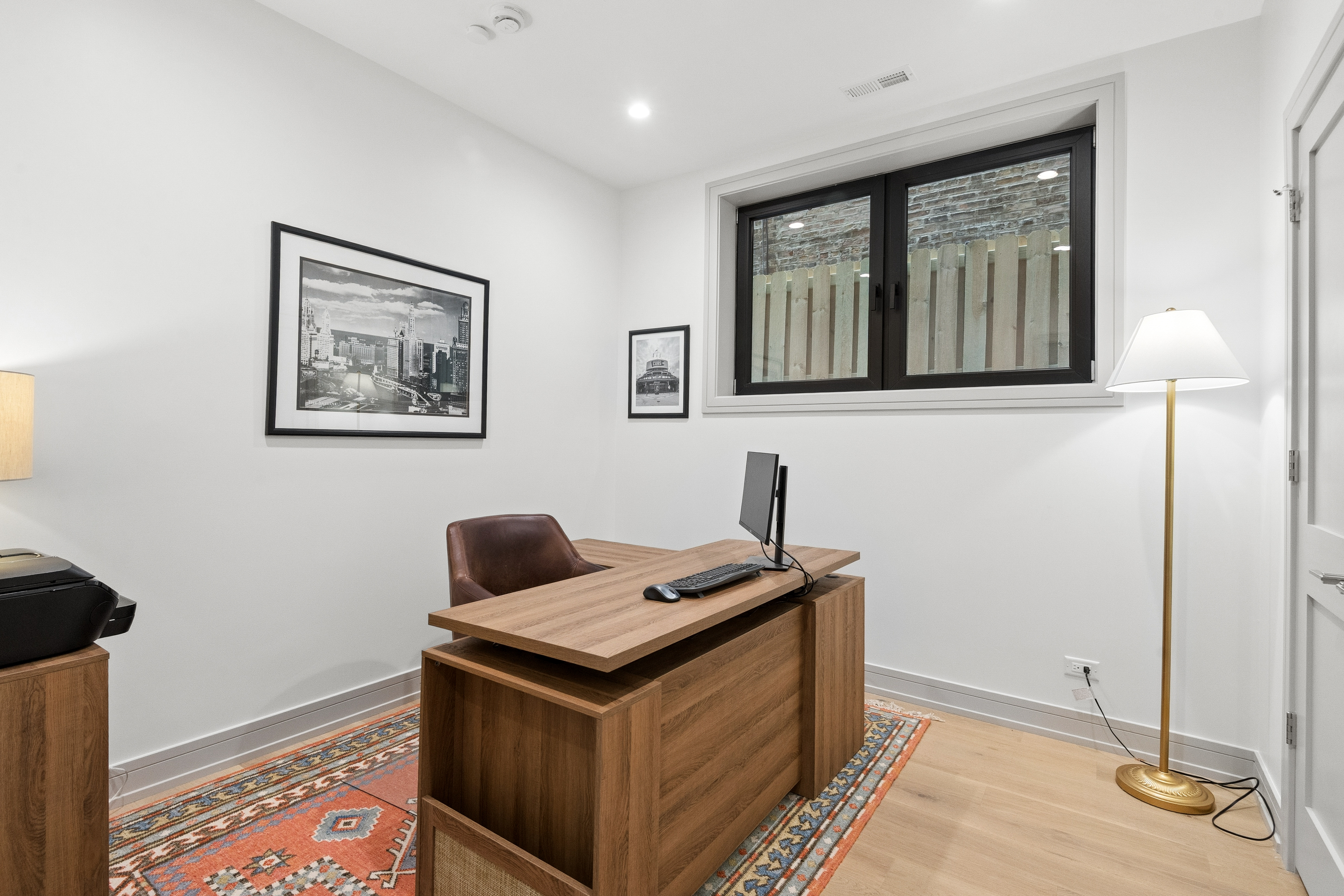  Welcome to this Exceptional Duplex Residence in theHheart of Lincoln Park - 物件實景