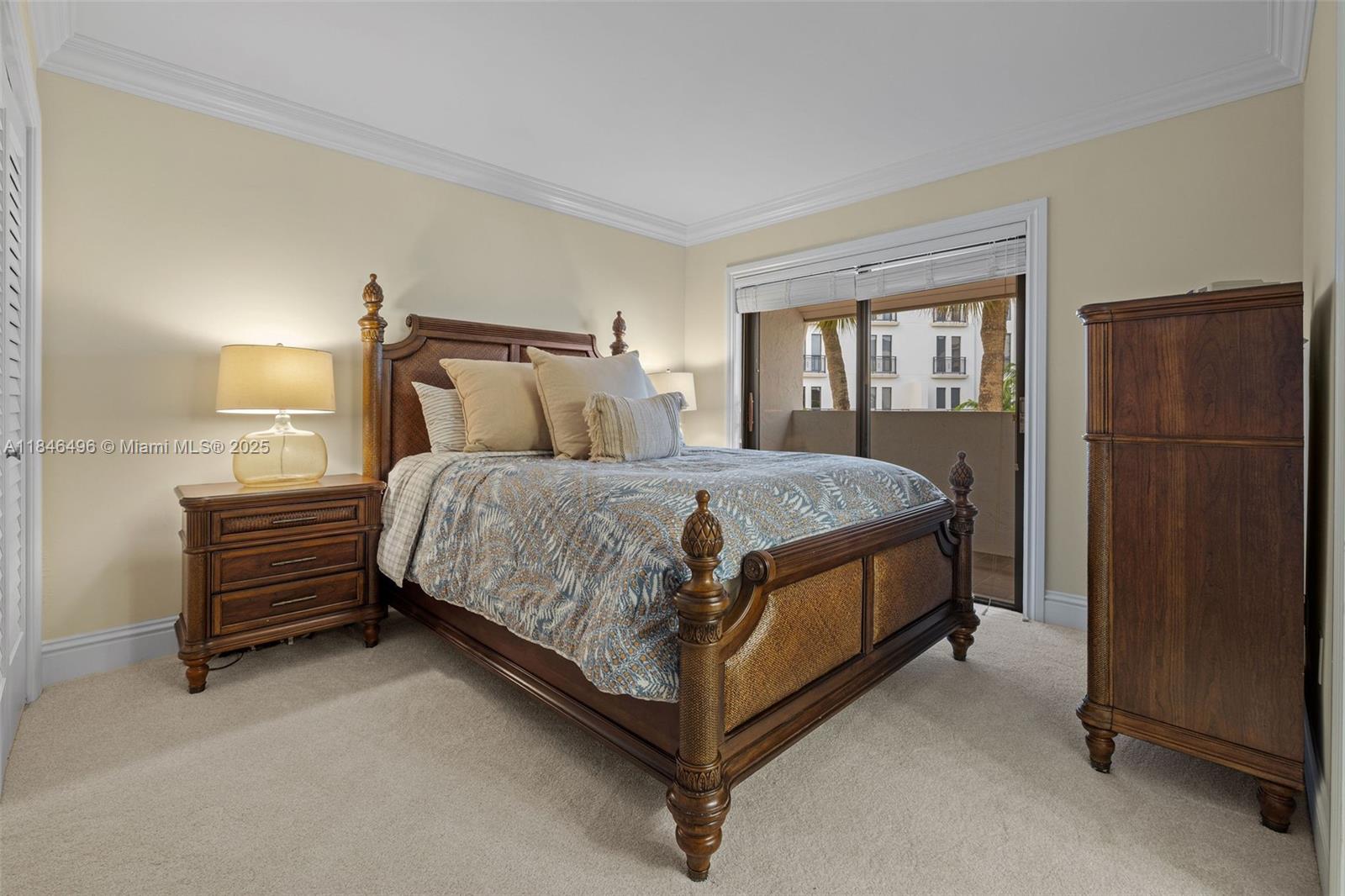 Coral Gables, Florida, 33134, United States, 2 Bedrooms Bedrooms, ,3 BathroomsBathrooms,Residential,For Sale,1901366