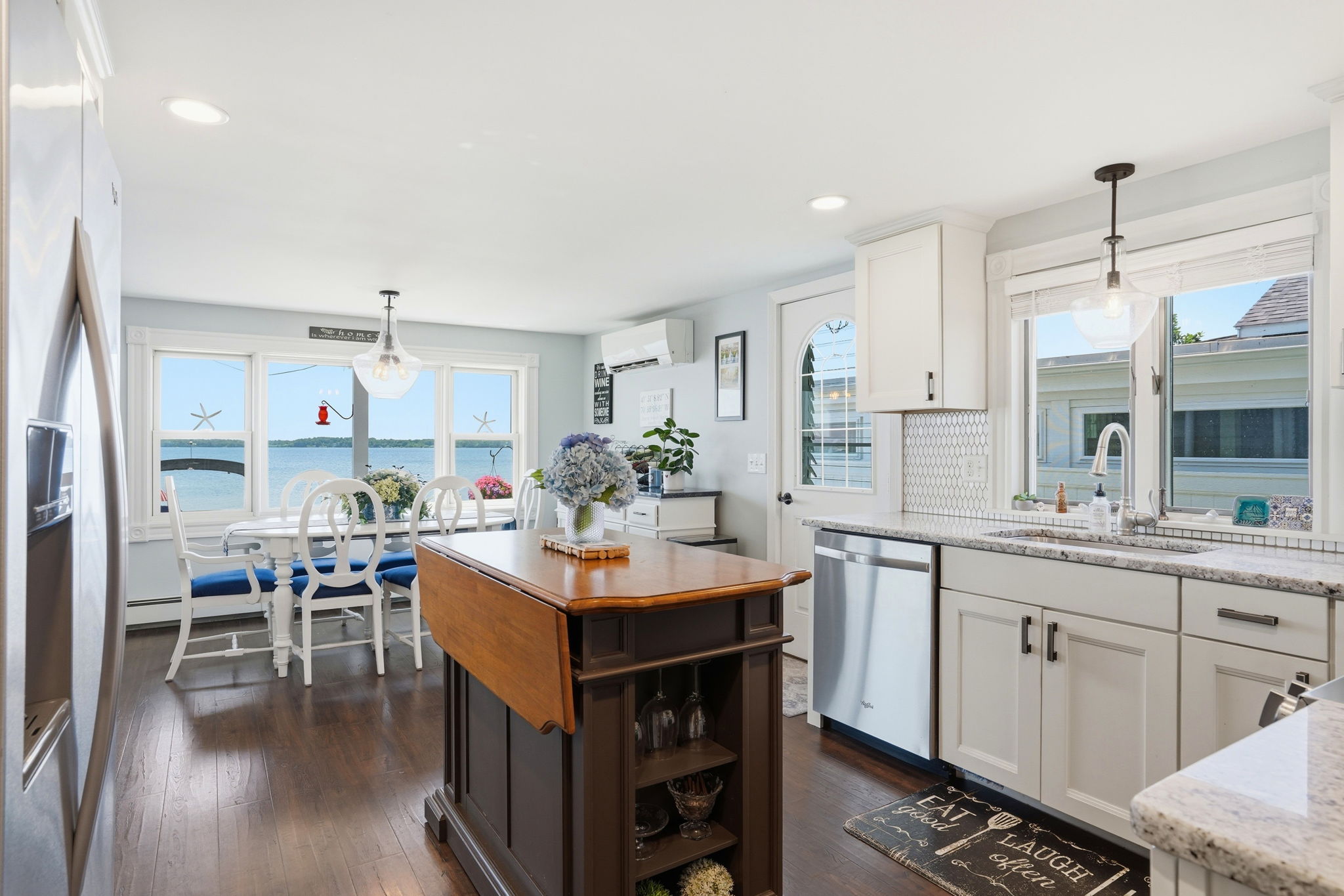  145 Staples Shore Rd, Lakeville - 物件實景