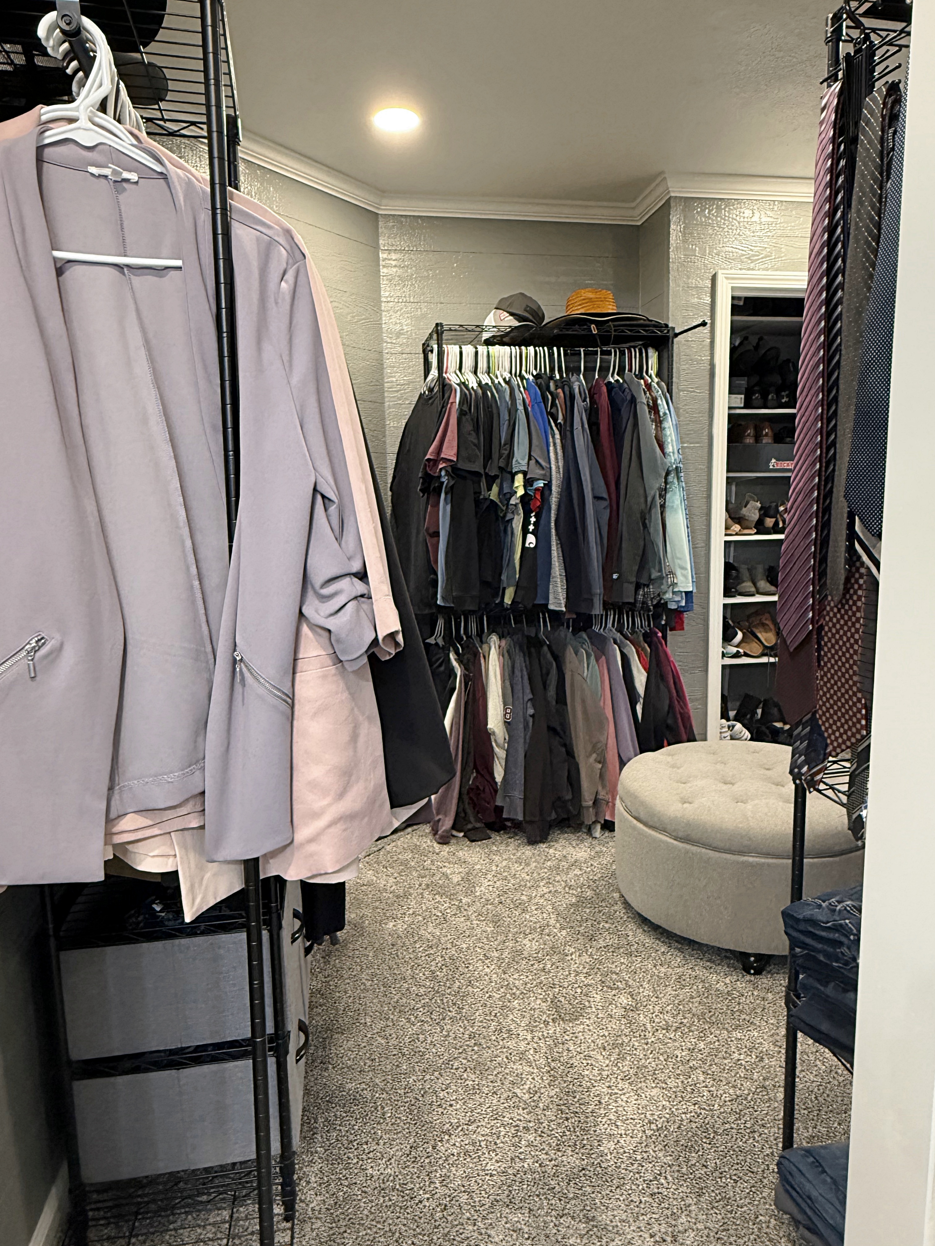 Loogootee, Indiana, 47553, United States, 4 Bedrooms Bedrooms, ,3 BathroomsBathrooms,Residential,For Sale,2005649