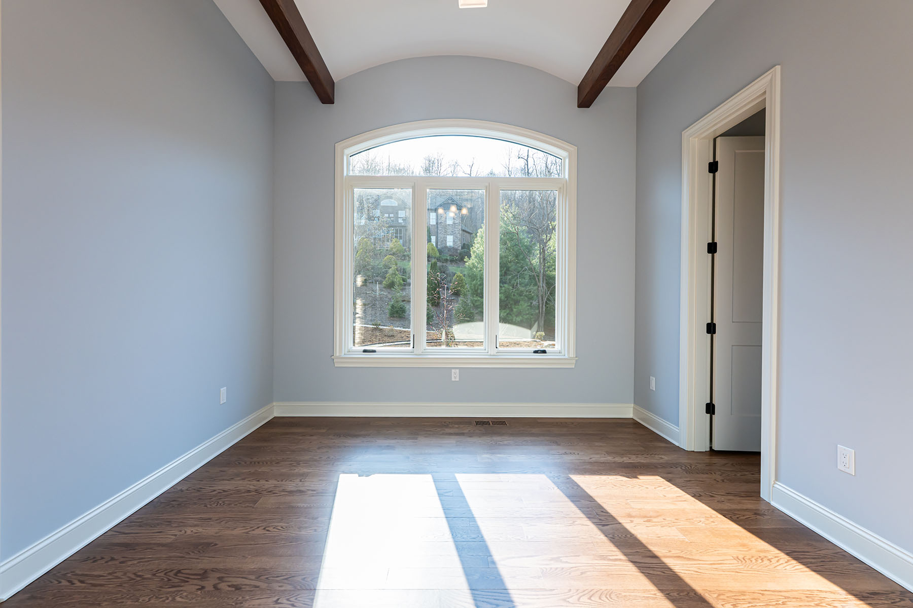  ZIRCONIA - 物件實景