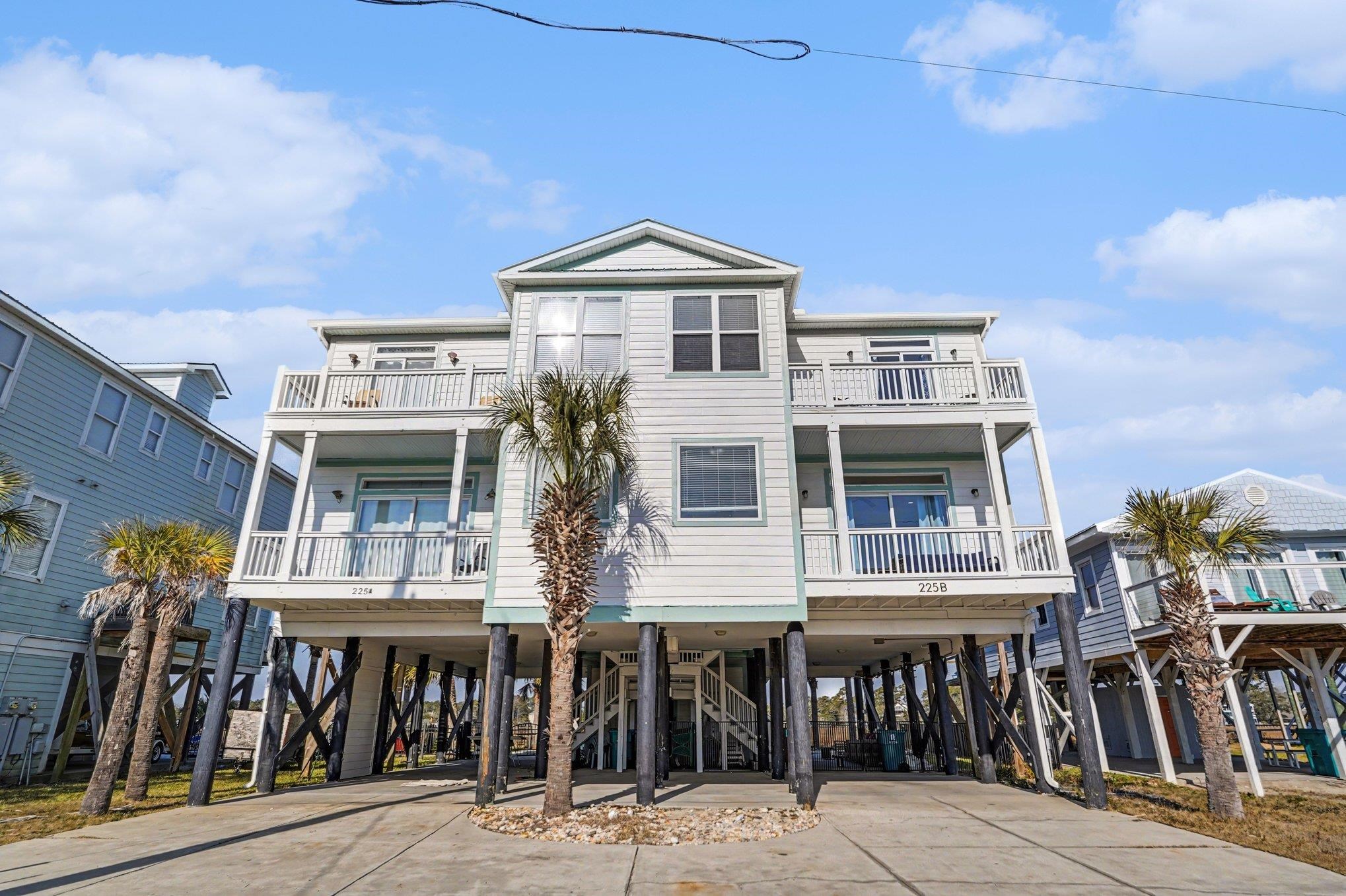 Murrells Inlet, South Carolina, 29576, United States, 5 Bedrooms Bedrooms, ,6 BathroomsBathrooms,Residential,For Sale,2017315
