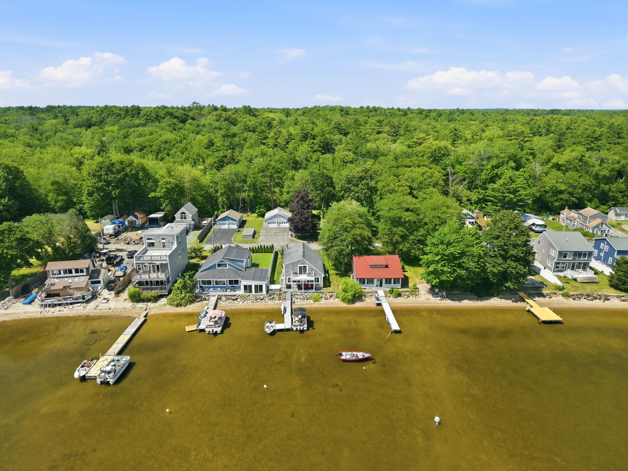  145 Staples Shore Rd, Lakeville - 物件實景