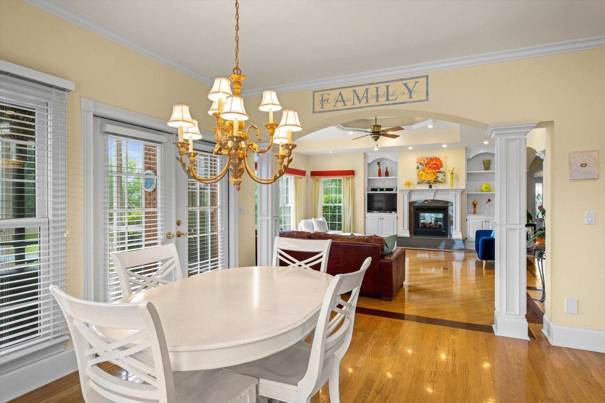 Sevierville, Tennessee, 37876-5201, United States, 3 Bedrooms Bedrooms, ,4 BathroomsBathrooms,Residential,For Sale,1810595