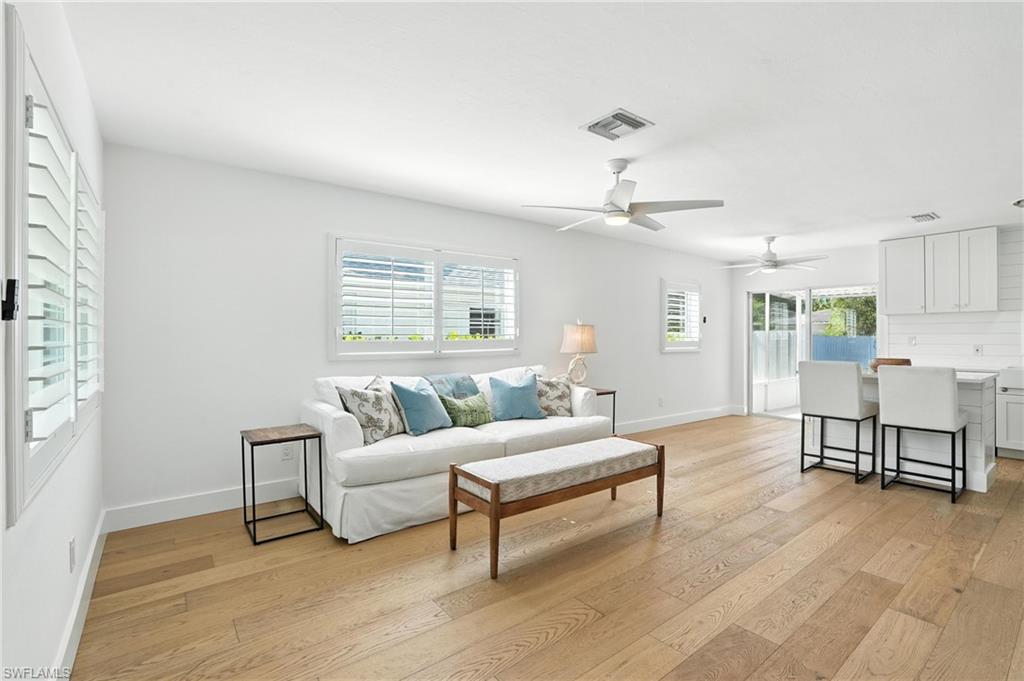 Naples, Florida, 34103, United States, 2 Bedrooms Bedrooms, ,2 BathroomsBathrooms,Residential,For Sale,1882722