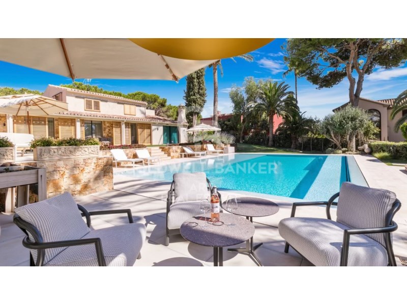 Marbella, Andalusia, ES, 6 Bedrooms Bedrooms, ,5 BathroomsBathrooms,Residential,For Sale,1959317