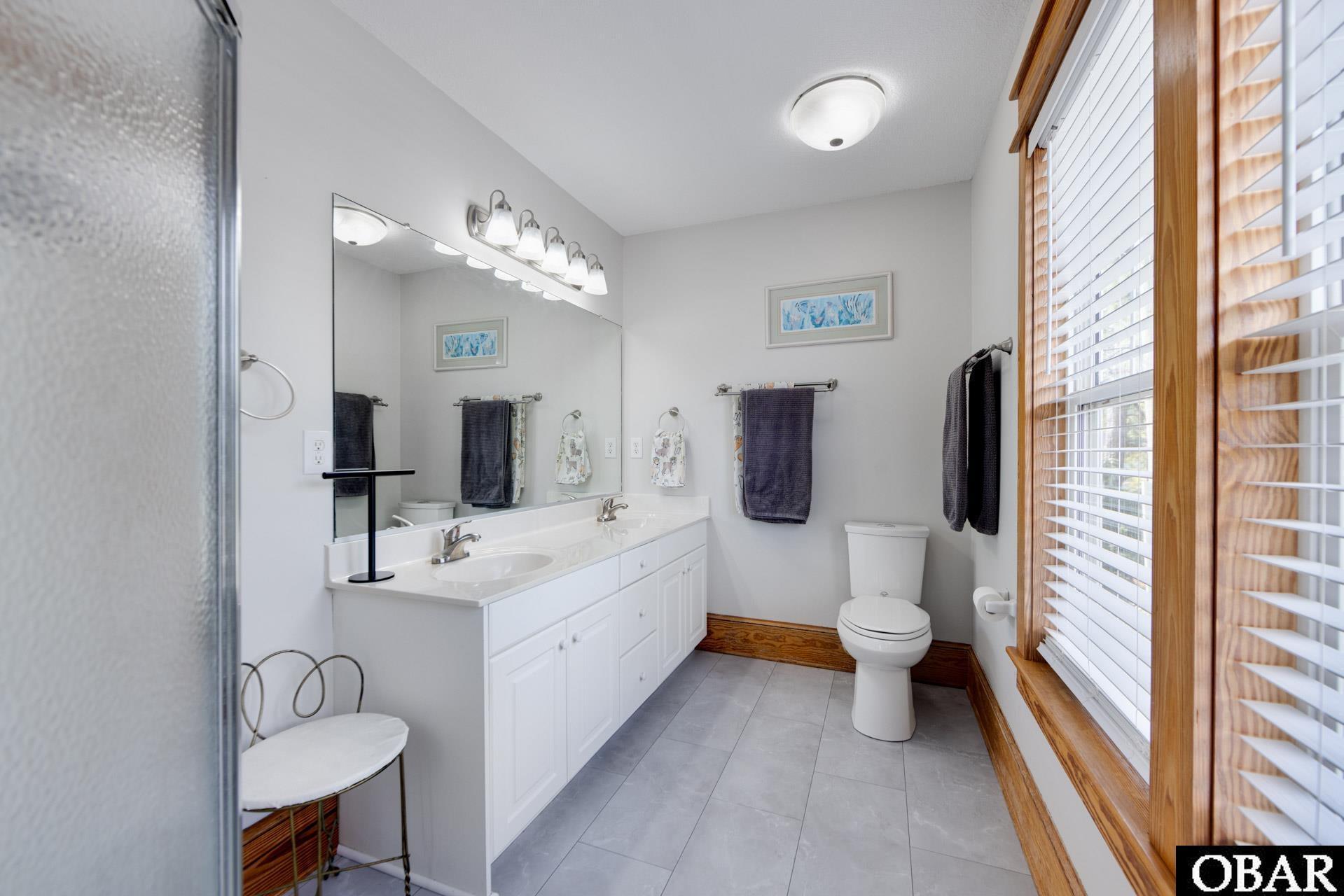 Manteo, North Carolina, 27954, United States, 3 Bedrooms Bedrooms, ,3 BathroomsBathrooms,Residential,For Sale,1939590