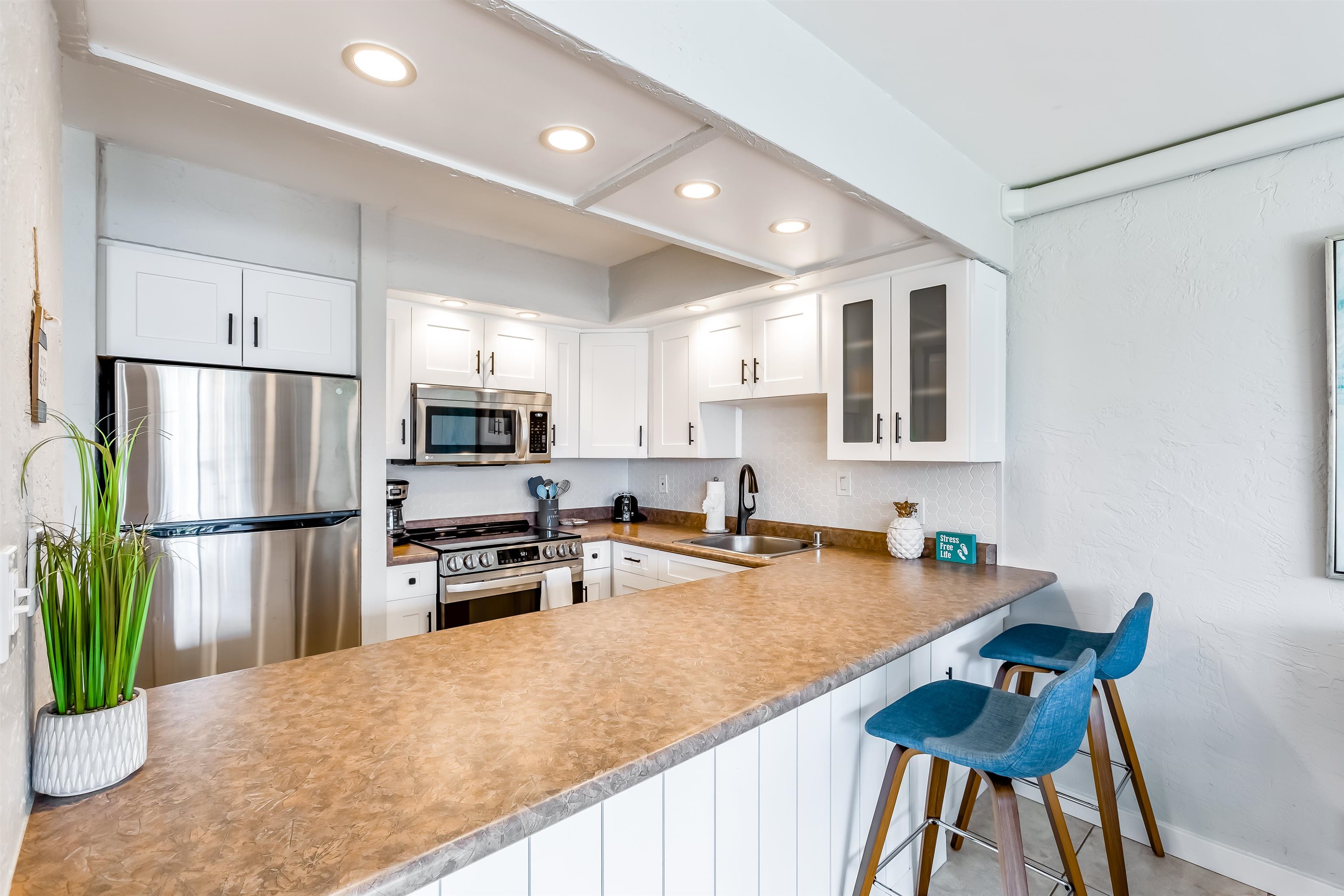 Lahaina, Hawaii, 96761, United States, 1 Bedroom Bedrooms, ,1 BathroomBathrooms,Residential,For Sale,1927239