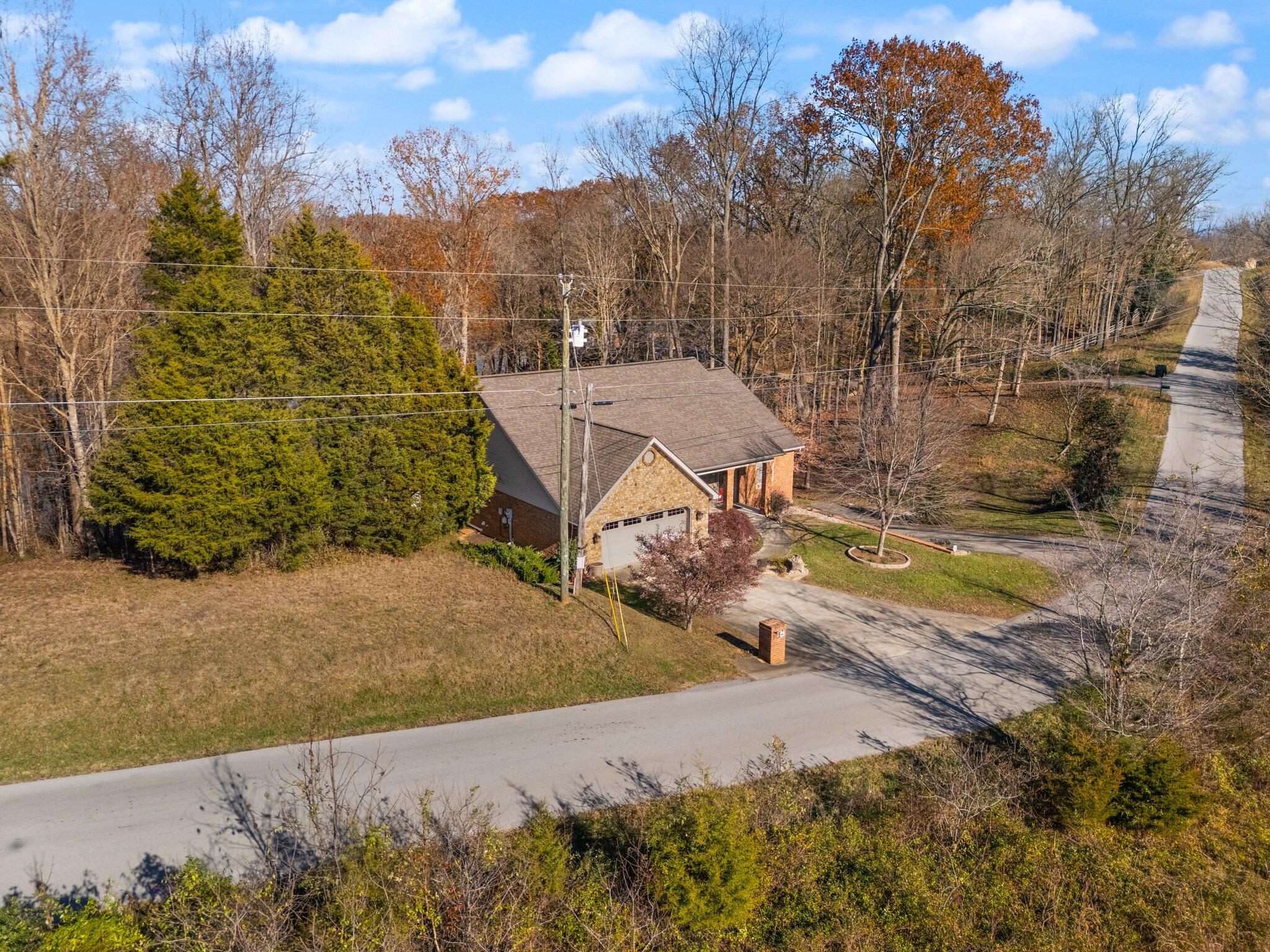 Monticello, Kentucky, 42633, United States, 4 Bedrooms Bedrooms, ,3 BathroomsBathrooms,Residential,For Sale,1691685