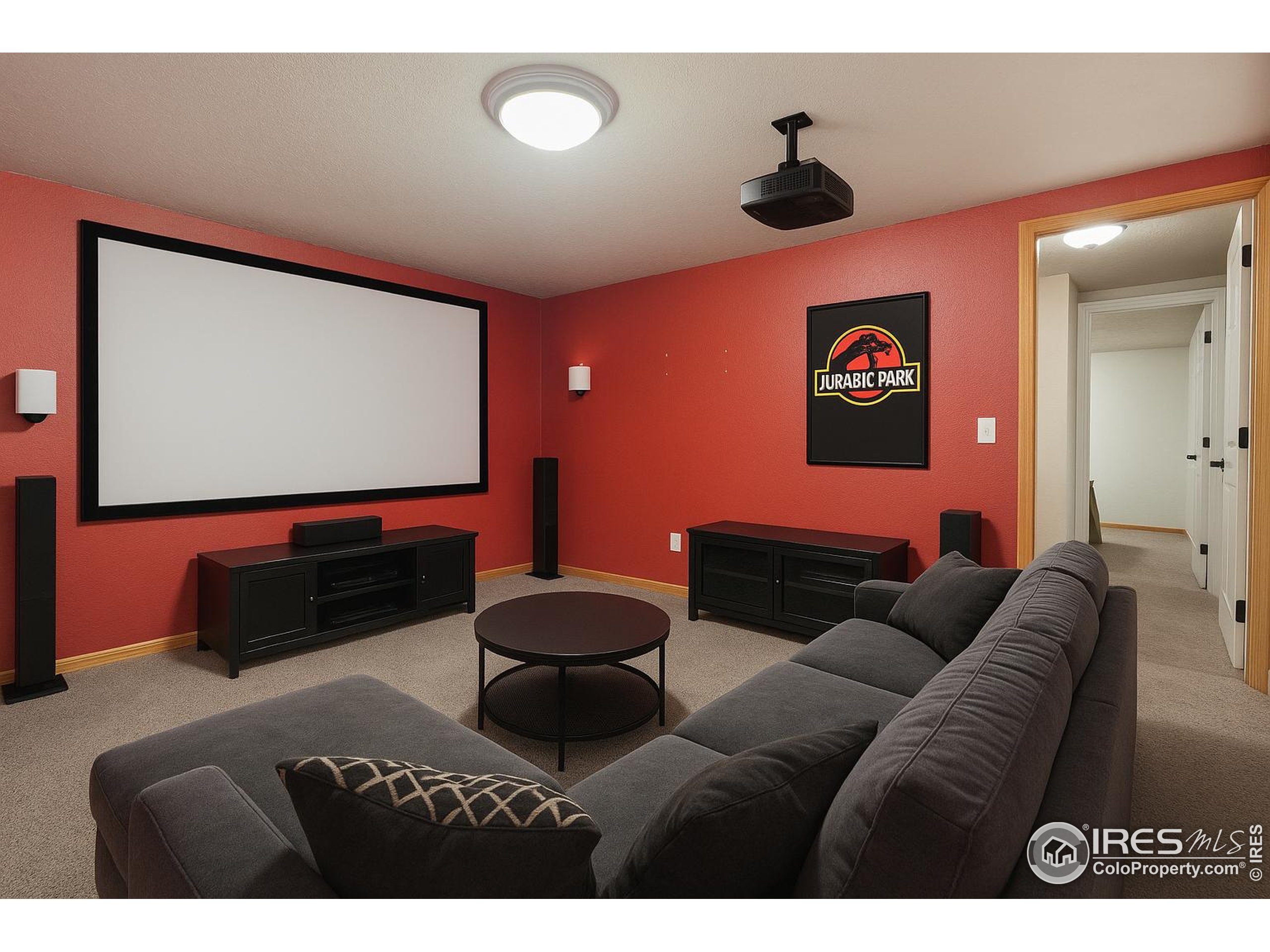 Longmont, Colorado, 80504, United States, 5 Bedrooms Bedrooms, ,1 BathroomBathrooms,Residential,For Sale,1933238