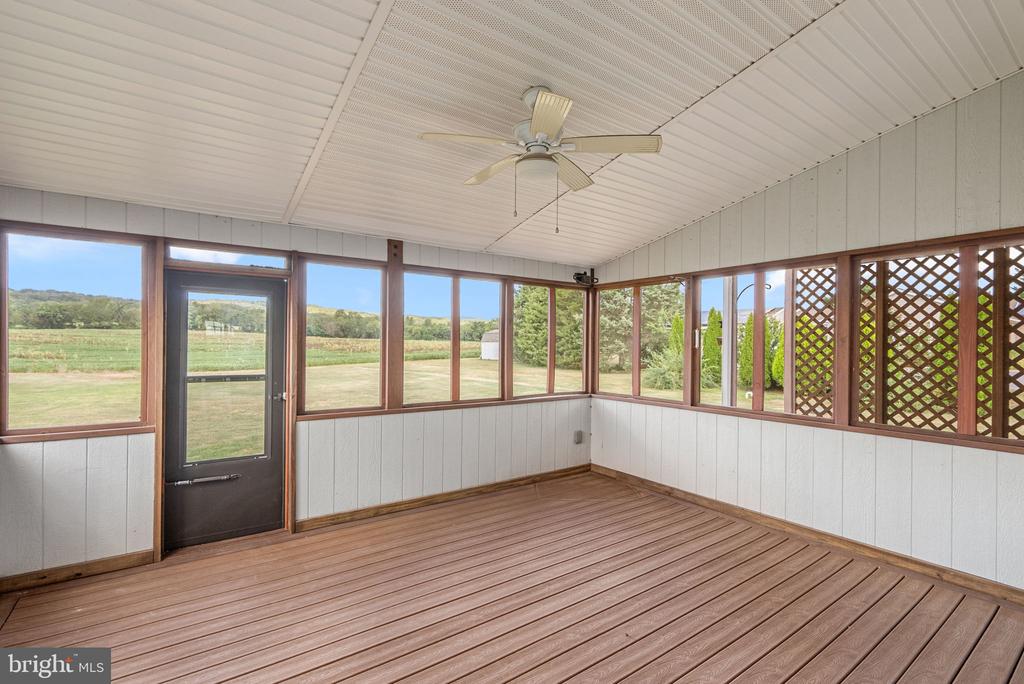 Frederick, Maryland, 21703, United States, 3 Bedrooms Bedrooms, ,3 BathroomsBathrooms,Residential,For Sale,1935163
