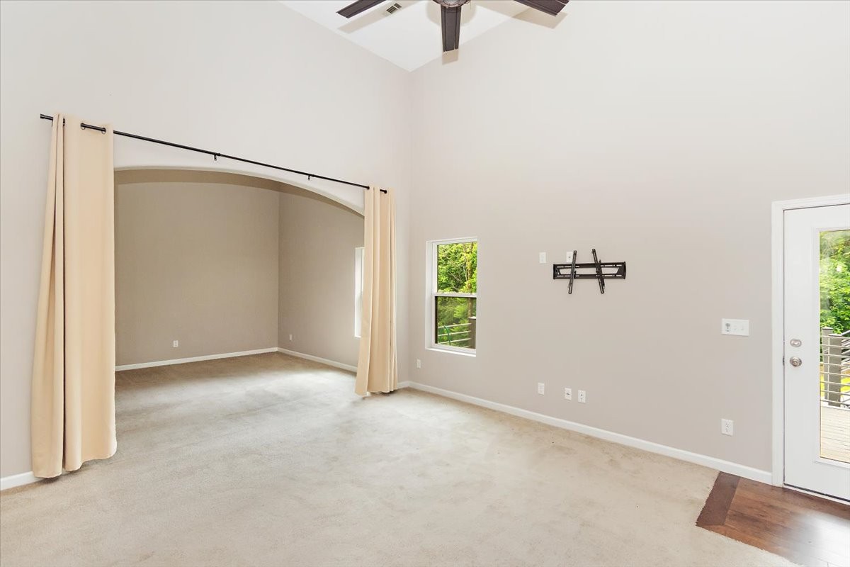 Nashville, Tennessee, 37209, United States, 4 Bedrooms Bedrooms, ,4 BathroomsBathrooms,Residential,For Sale,1827878