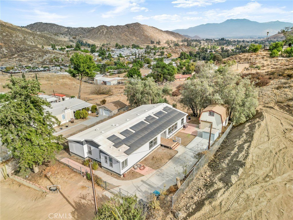 Hemet, California, 92545, United States, 6 Bedrooms Bedrooms, ,3 BathroomsBathrooms,Residential,For Sale,1937118