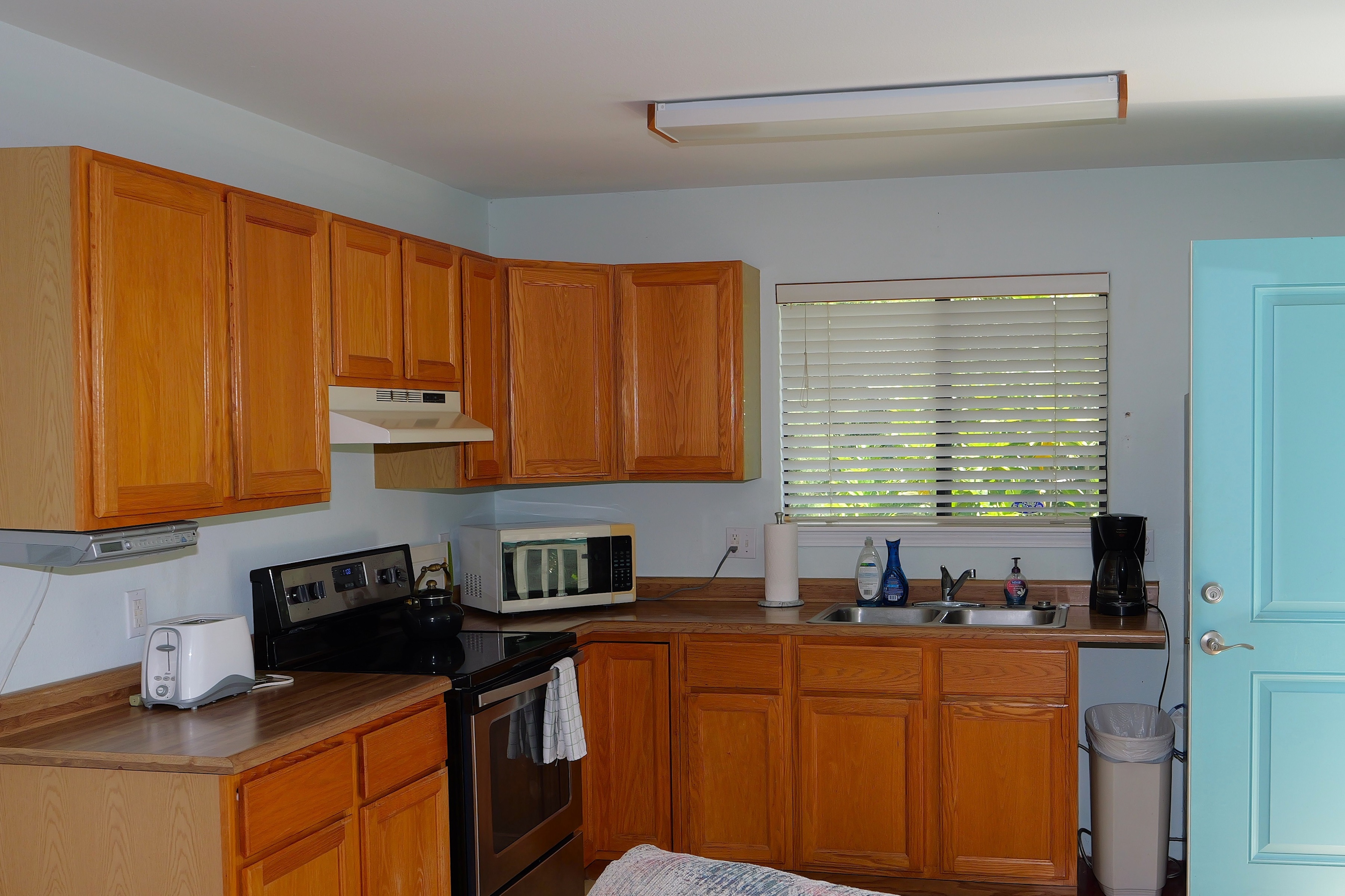  3 Bed/2Bath with 1/1 attached ohana - 物件實景