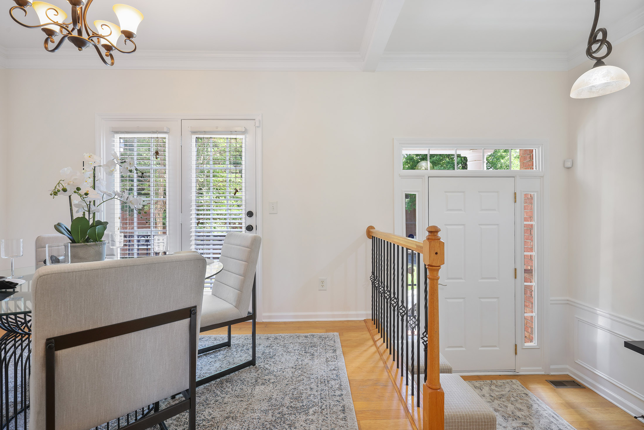  Move-in Ready Townhome in Highlands View - 物件實景