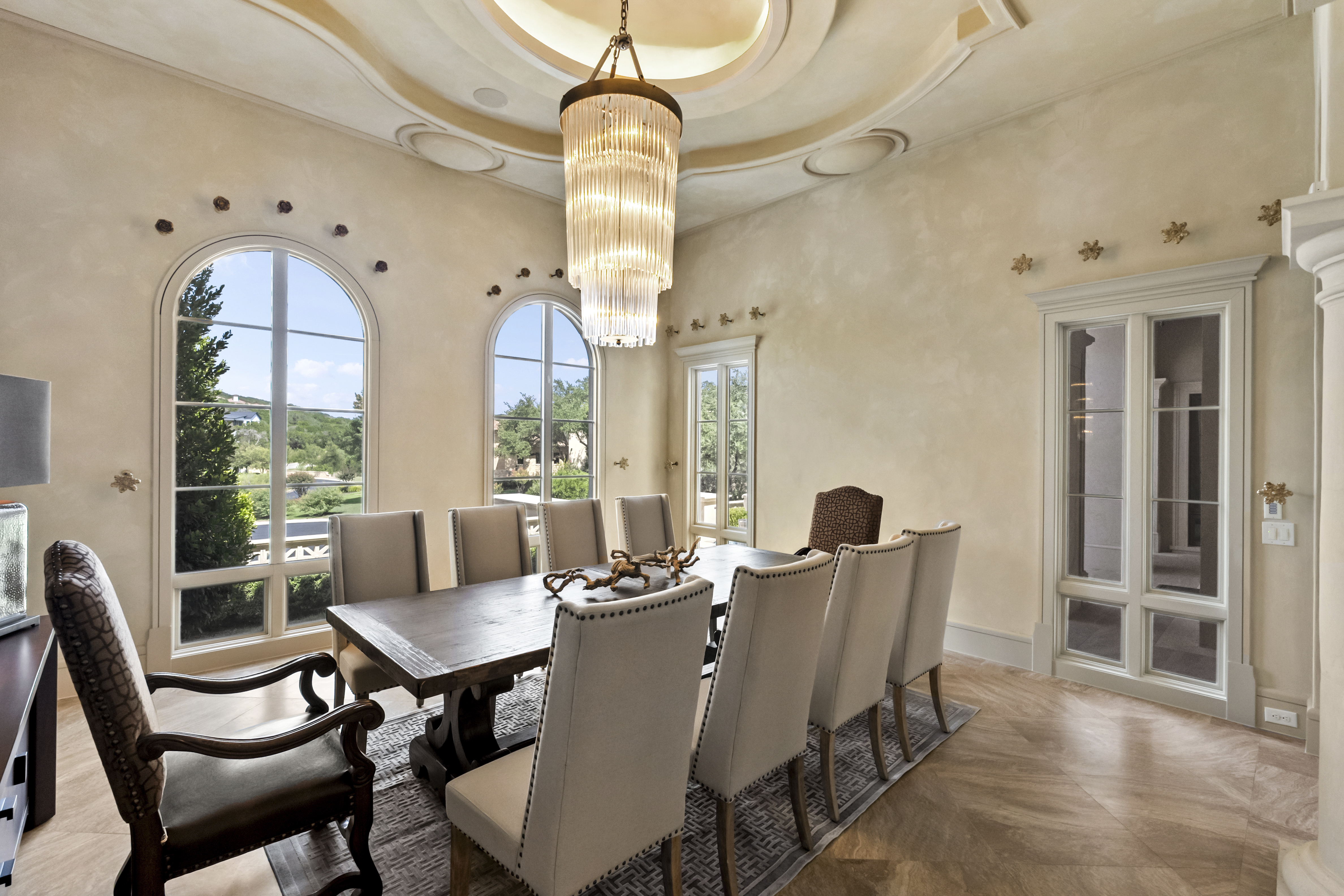  Mediterranean Style Estate in The Dominion - 物件實景