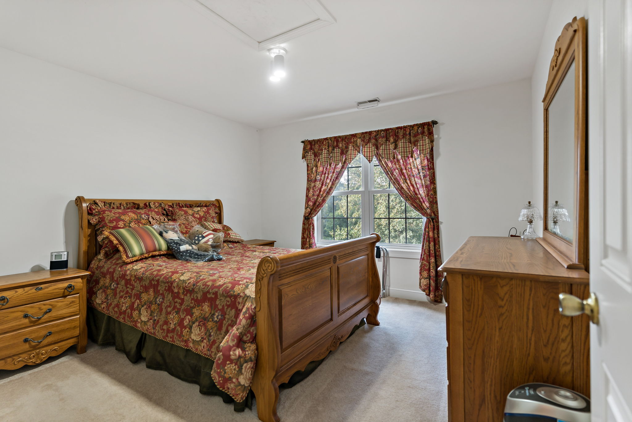 Harpers Ferry, West Virginia, 25425, United States, 4 Bedrooms Bedrooms, ,Residential,For Sale,1977354