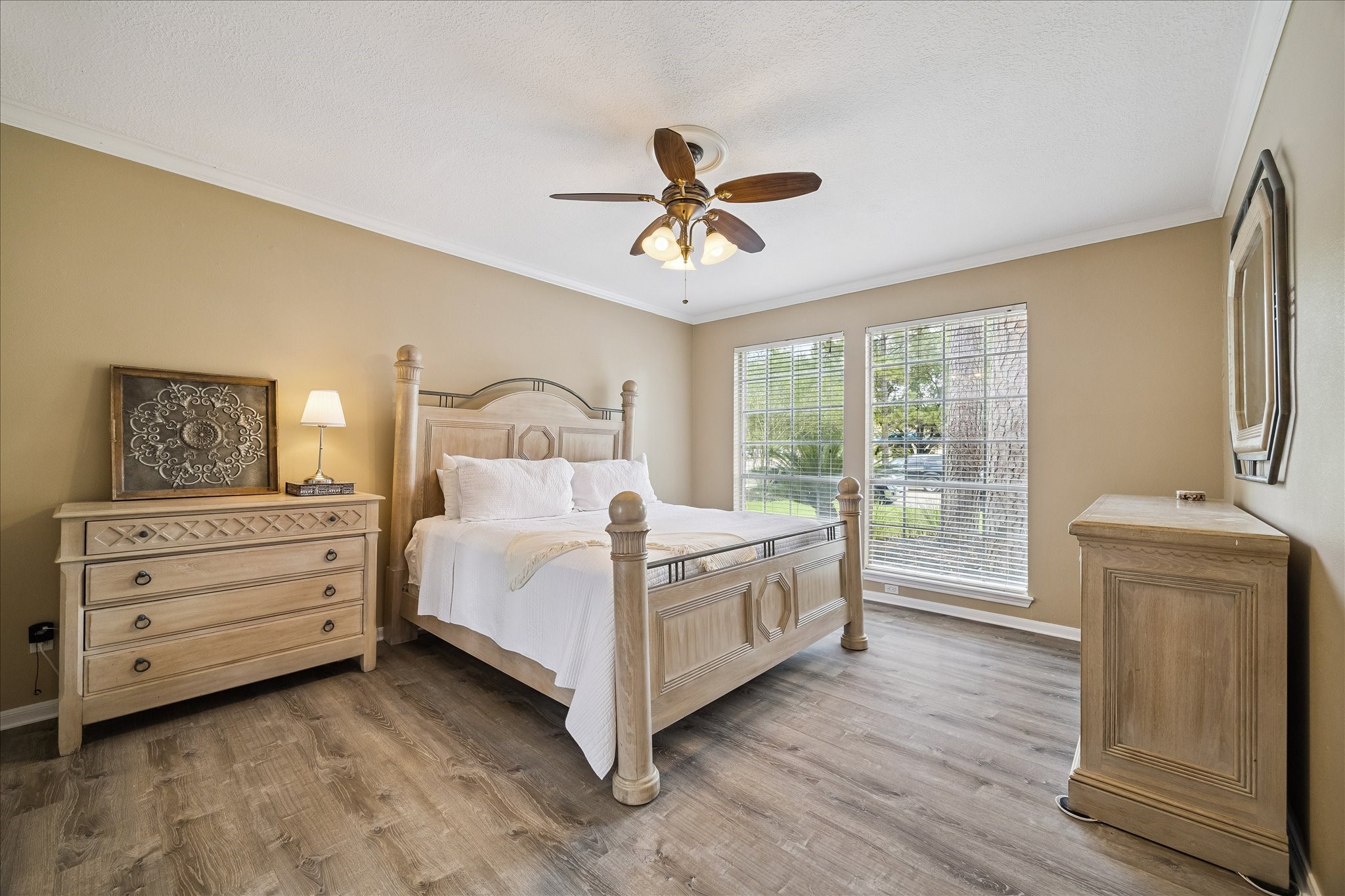  2919 Forest Garden Drive - 物件實景