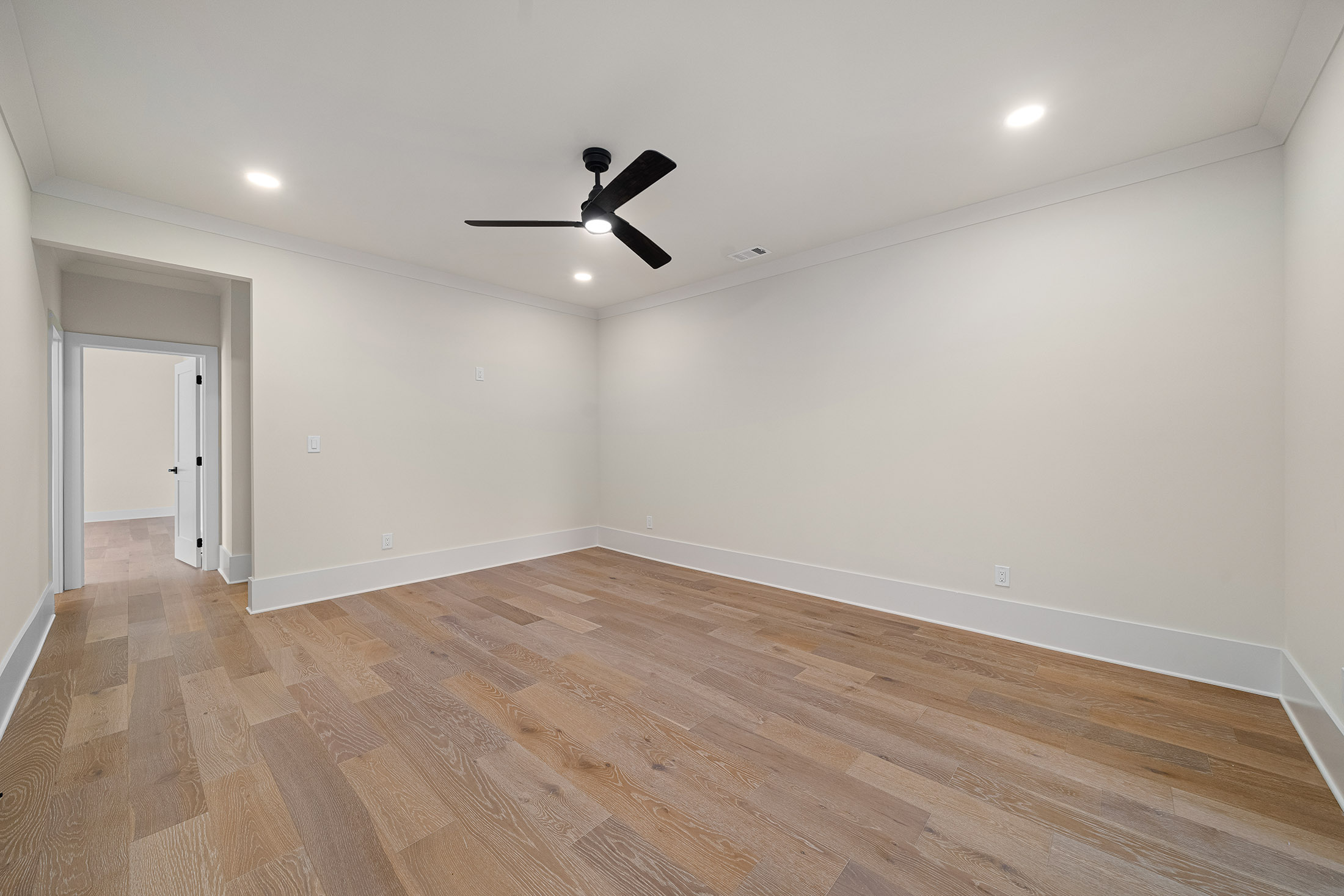  New Construction Home Blends Effortless Living and Elevated Entertaining - 物件實景